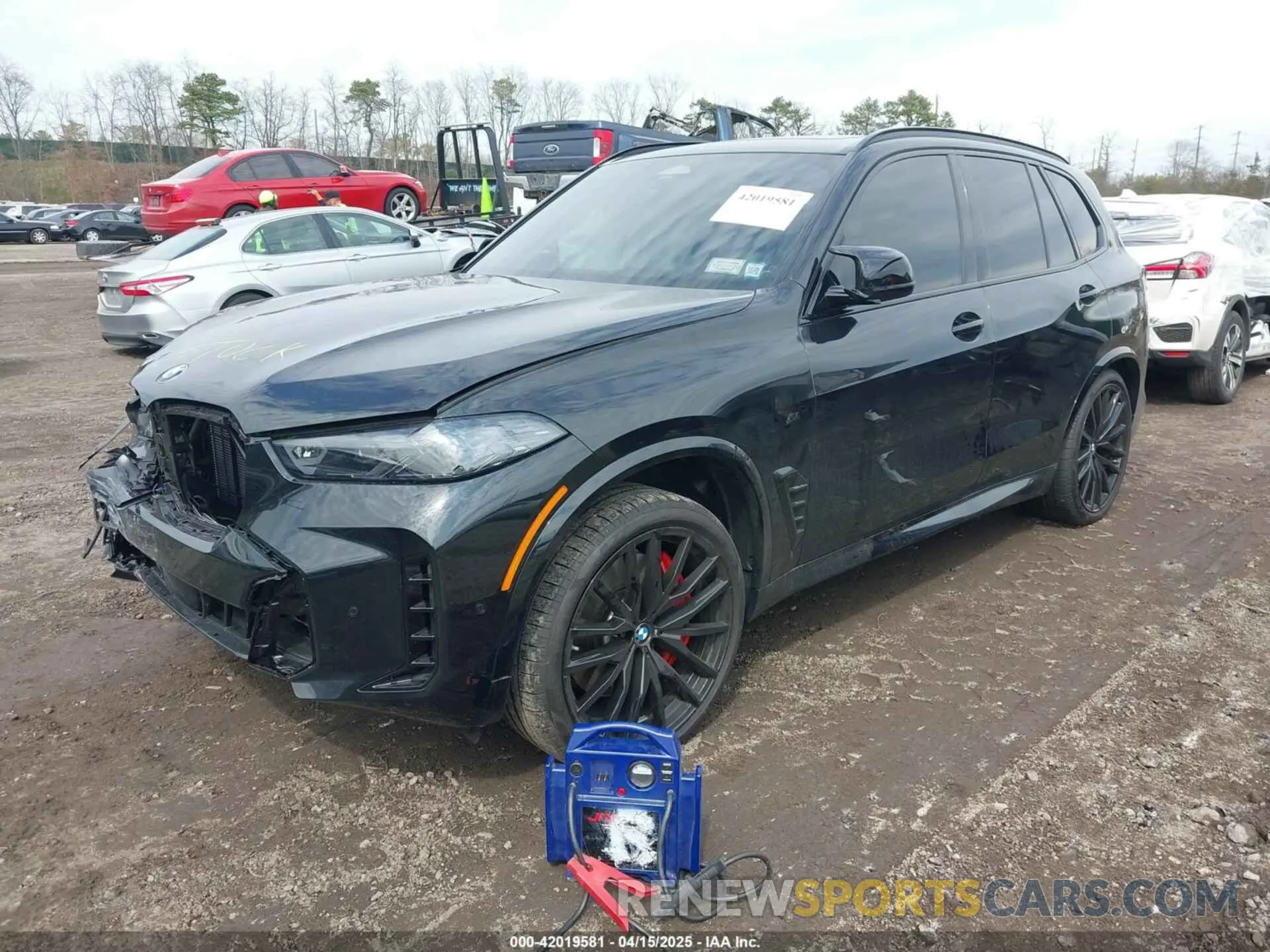2 Photograph of a damaged car 5UX33EU08S9Z16126 BMW X5 2025