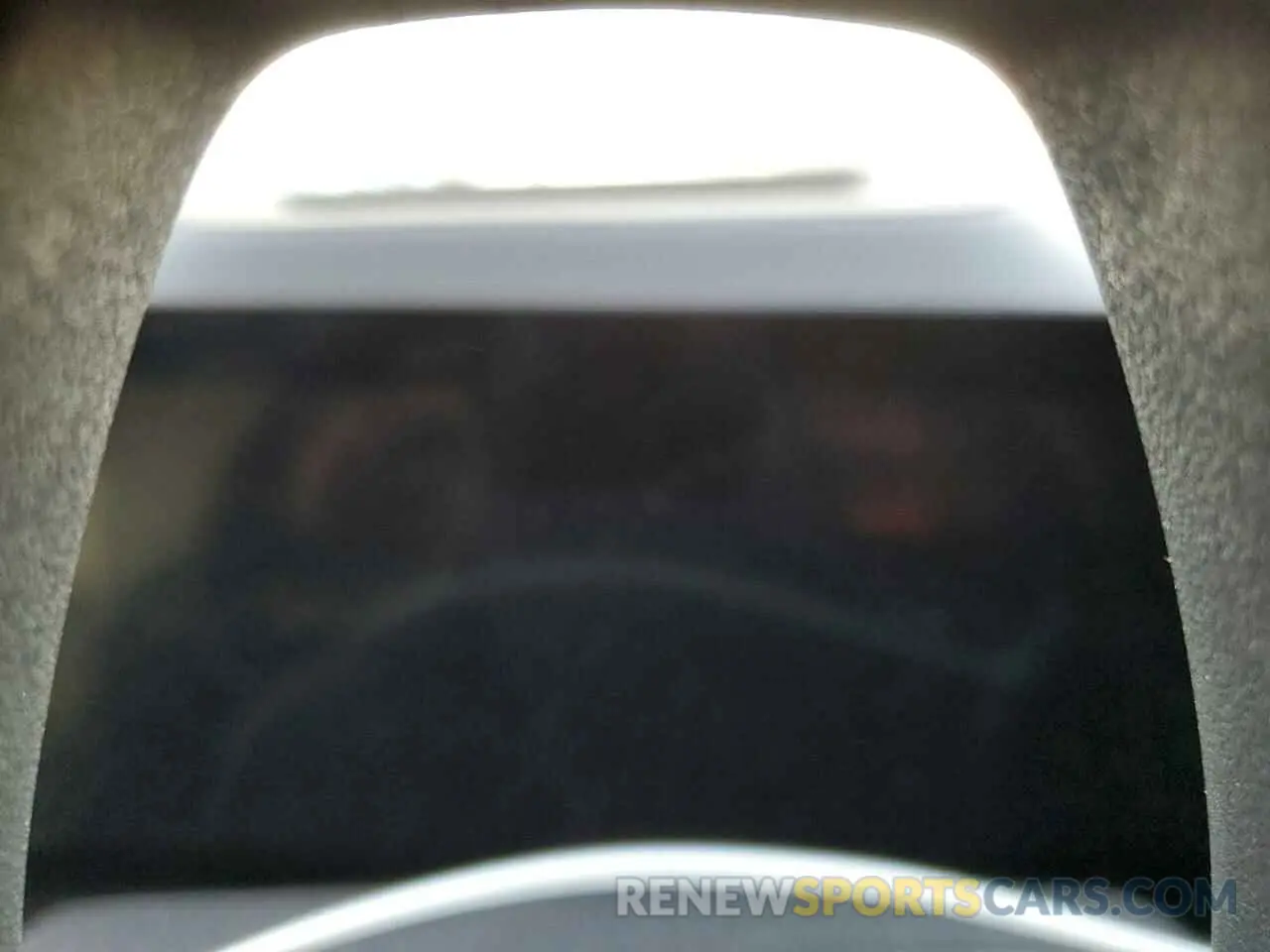 9 Photograph of a damaged car 5UX43EU01S9X00154 BMW X5 2025