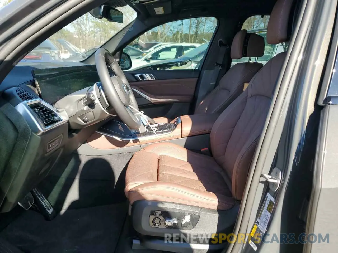 7 Photograph of a damaged car 5UX43EU0XS9Y41739 BMW X5 2025