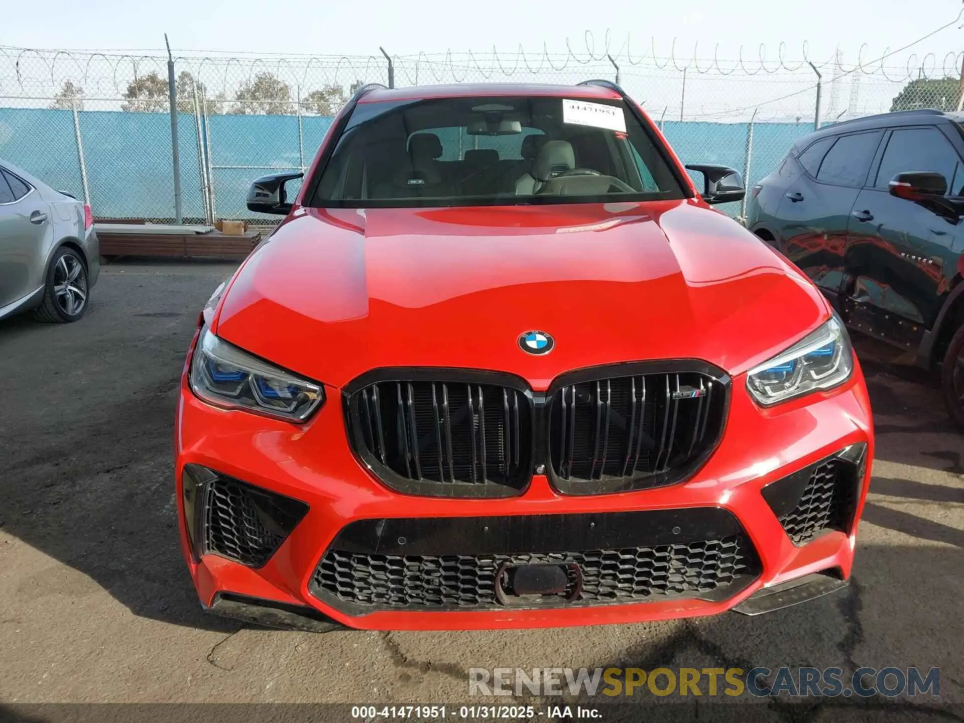 13 Photograph of a damaged car 5YMJU0C00L9B05717 BMW X5 M 2020