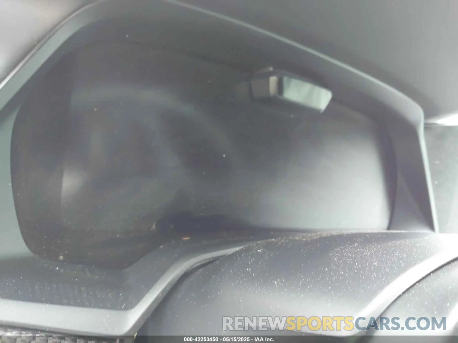 15 Photograph of a damaged car 5YMJU0C04L9C83209 BMW X5 M 2020