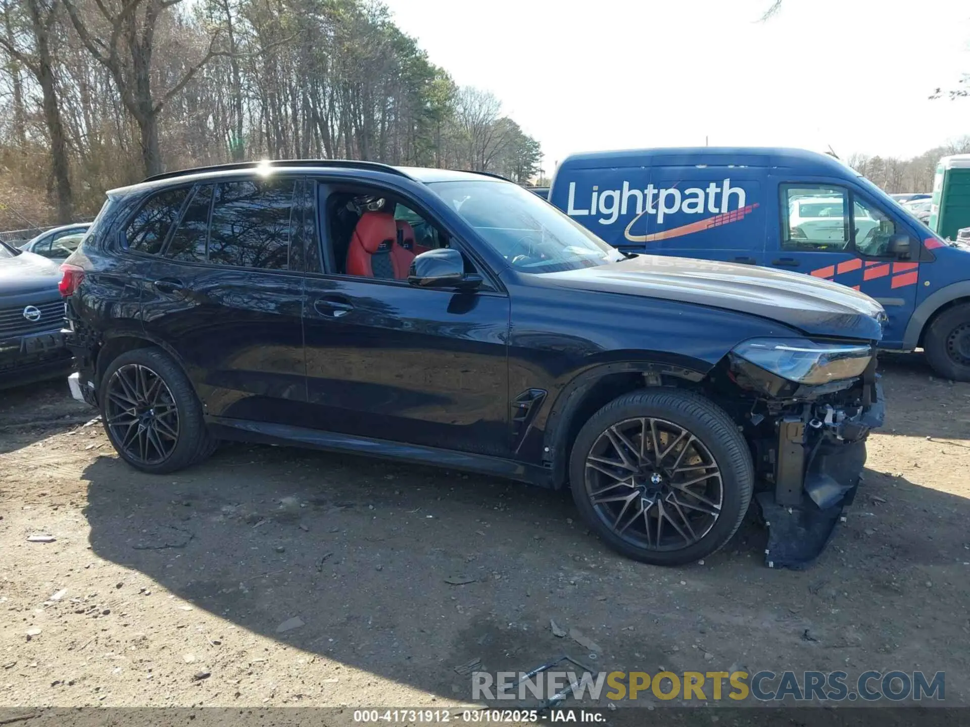13 Photograph of a damaged car 5YMJU0C00N9J23747 BMW X5 M 2022