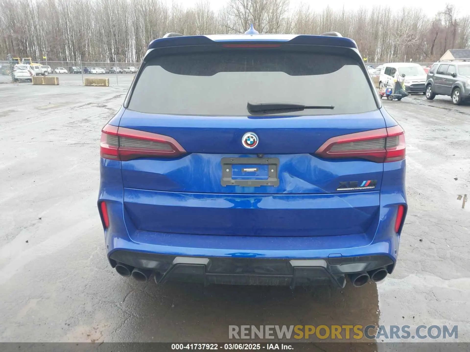 16 Photograph of a damaged car 5YMJU0C03N9M51891 BMW X5 M 2022