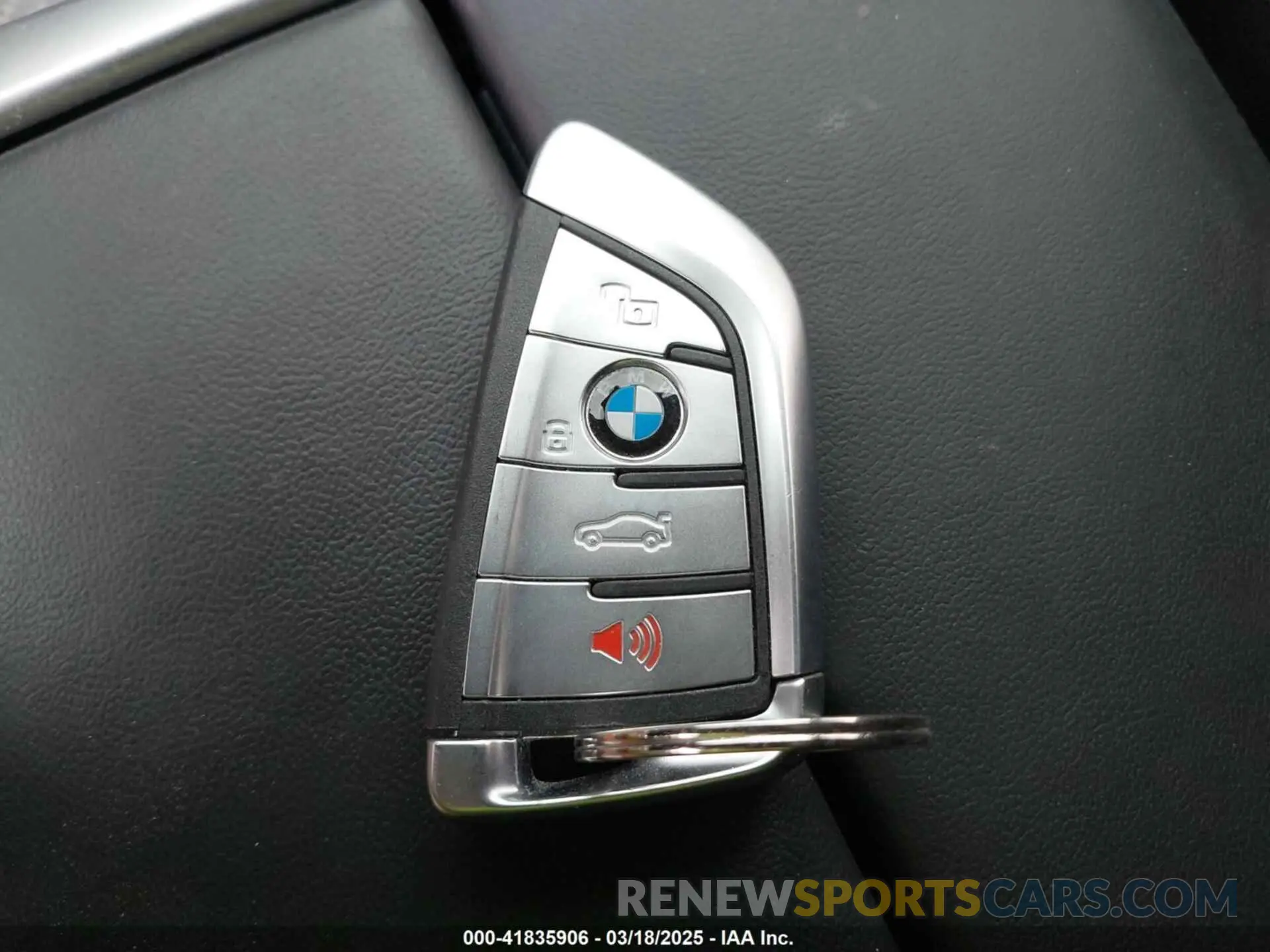 11 Photograph of a damaged car 5YMJU0C03P9P55922 BMW X5 M 2023