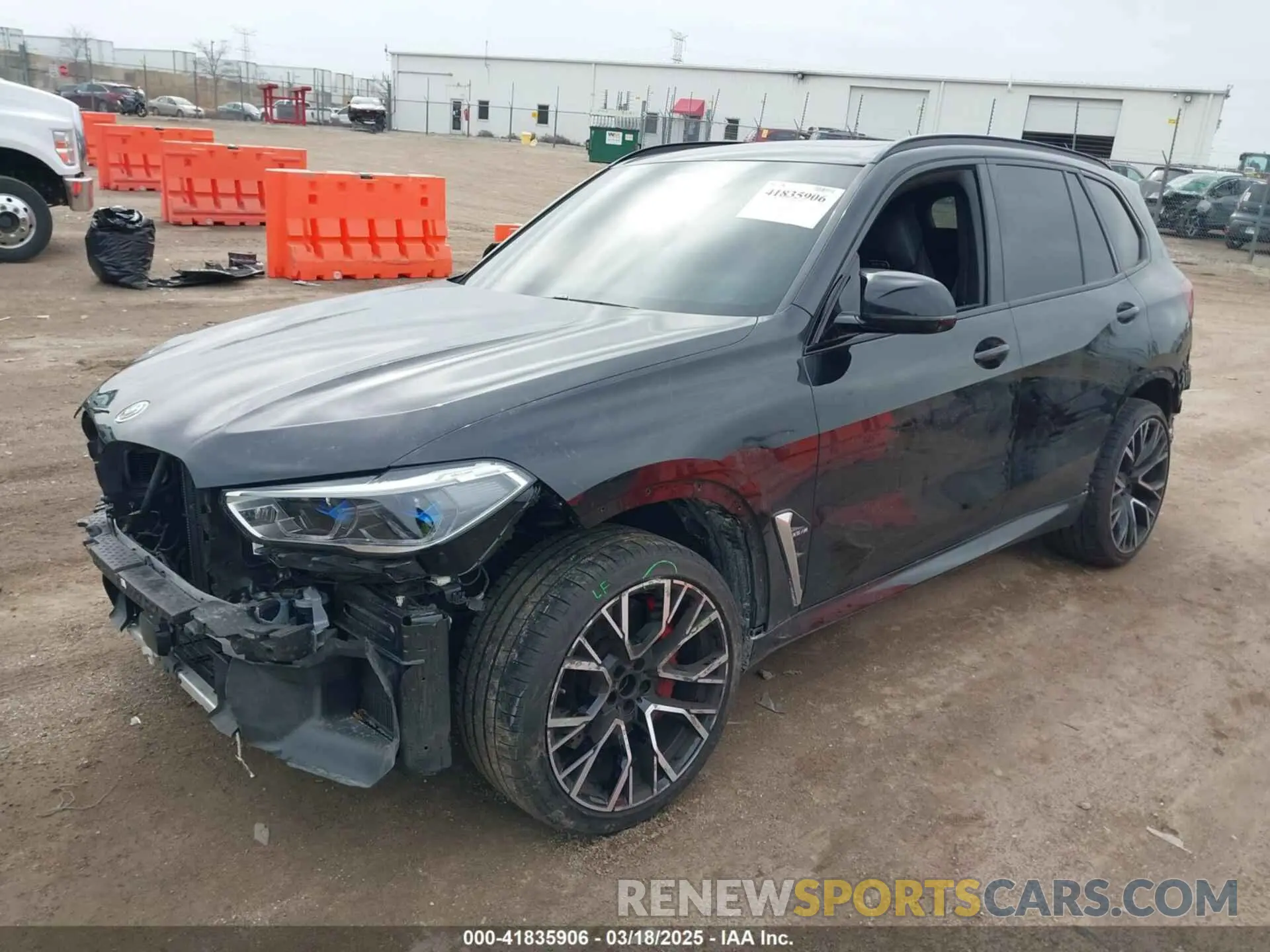 2 Photograph of a damaged car 5YMJU0C03P9P55922 BMW X5 M 2023