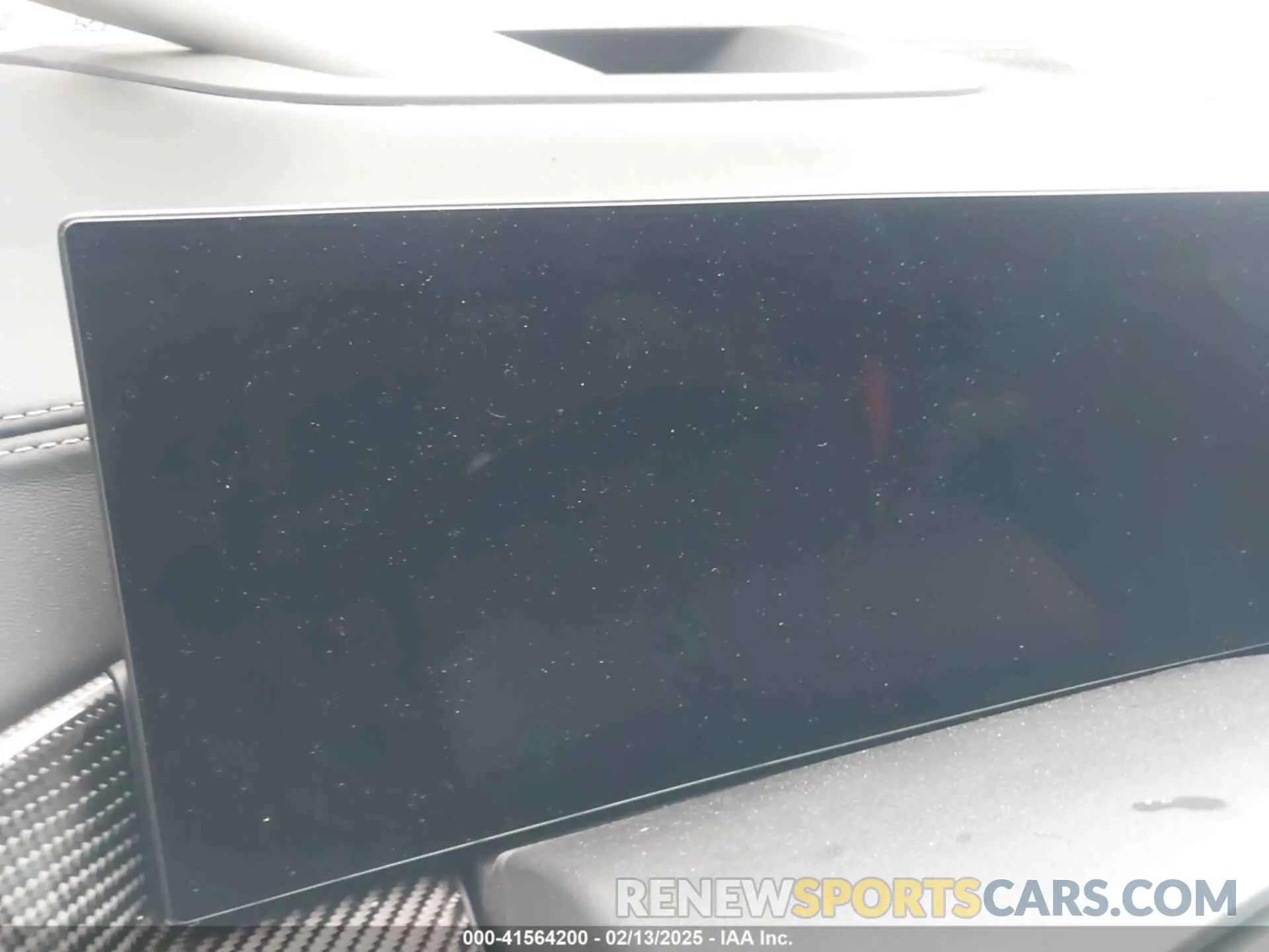 15 Photograph of a damaged car 5YM13ET02R9U17916 BMW X5 M 2024