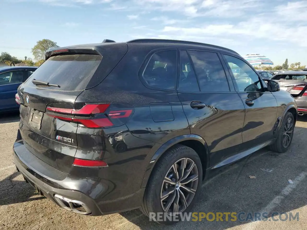 3 Photograph of a damaged car 5UX33EU07R9T15106 BMW X5 M60I 2024