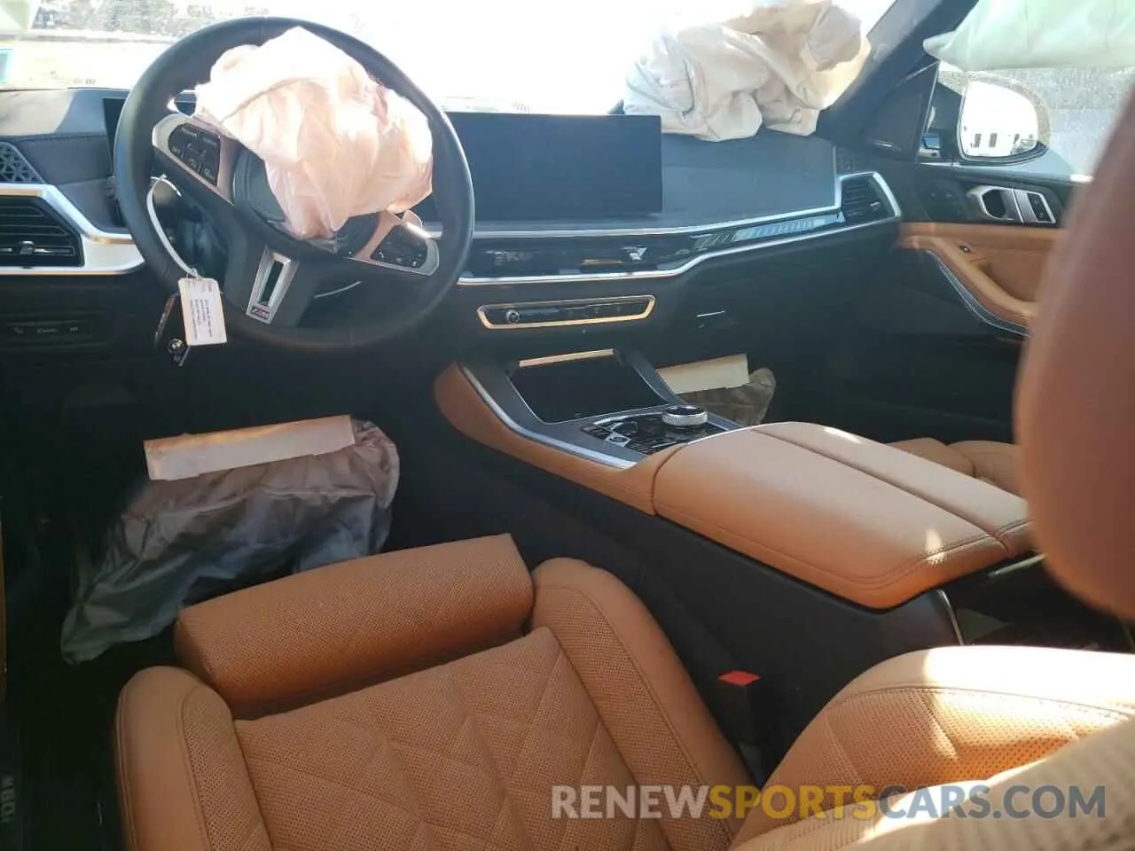 8 Photograph of a damaged car 5UX33EU01S9X45834 BMW X5 M60I 2025