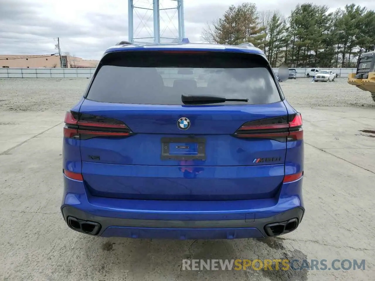 6 Photograph of a damaged car 5UX33EU03S9X42207 BMW X5 M60I 2025