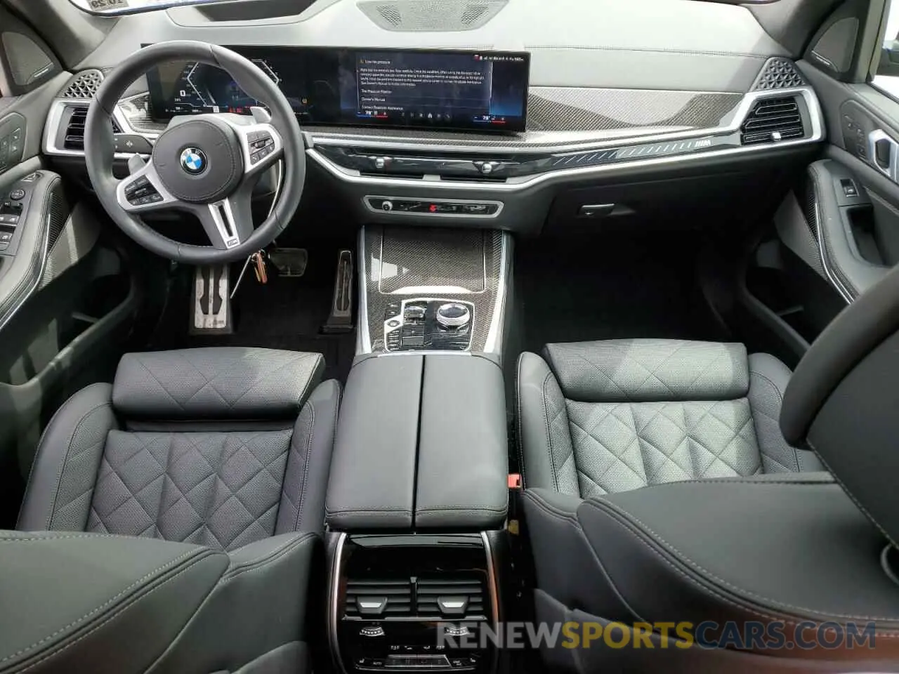 8 Photograph of a damaged car 5UX33EU03S9X42207 BMW X5 M60I 2025
