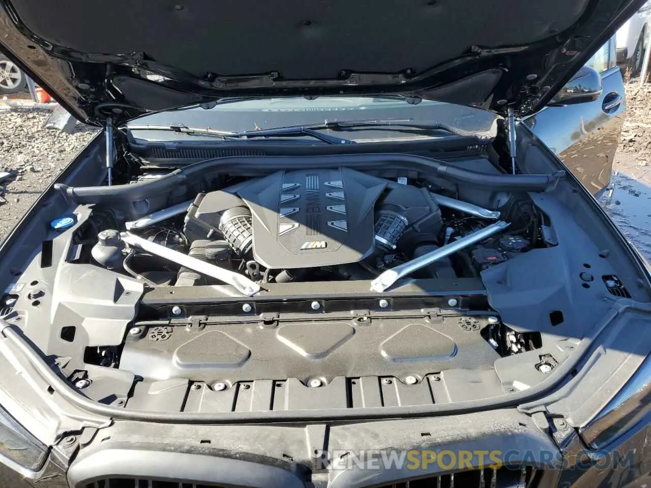 12 Photograph of a damaged car 5UX33EU08S9Y18536 BMW X5 M60I 2025