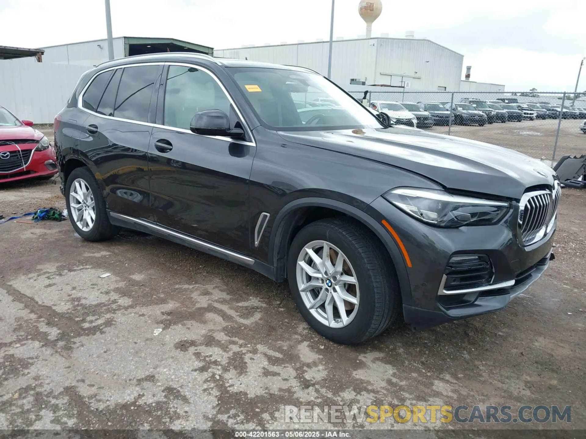 1 Photograph of a damaged car 5UXTA6C02M9F88978 BMW X5 PHEV 2021
