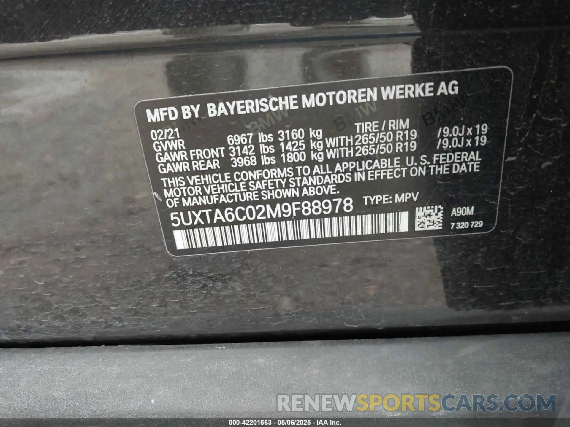 9 Photograph of a damaged car 5UXTA6C02M9F88978 BMW X5 PHEV 2021