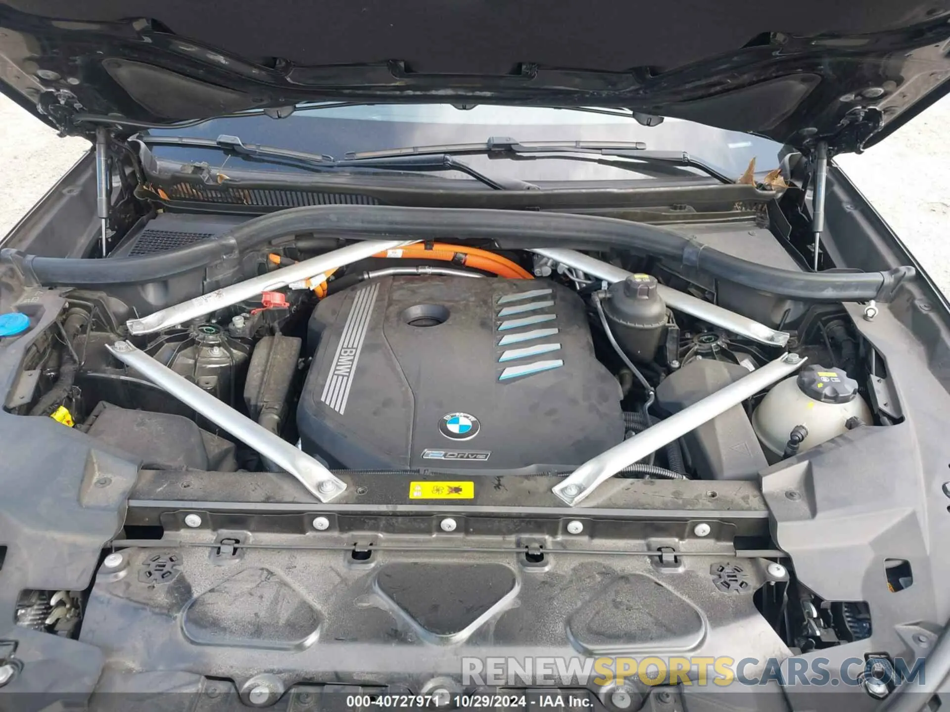 10 Photograph of a damaged car 5UXTA6C07M9F32812 BMW X5 PHEV 2021