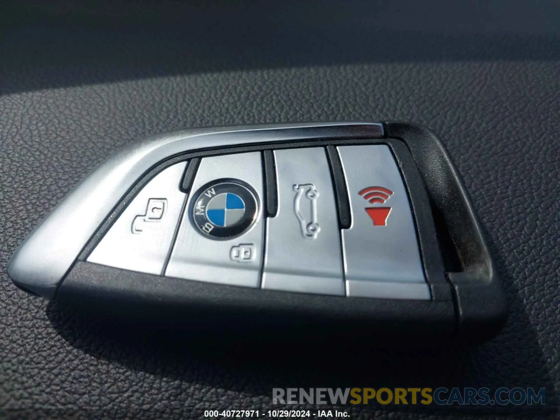 11 Photograph of a damaged car 5UXTA6C07M9F32812 BMW X5 PHEV 2021