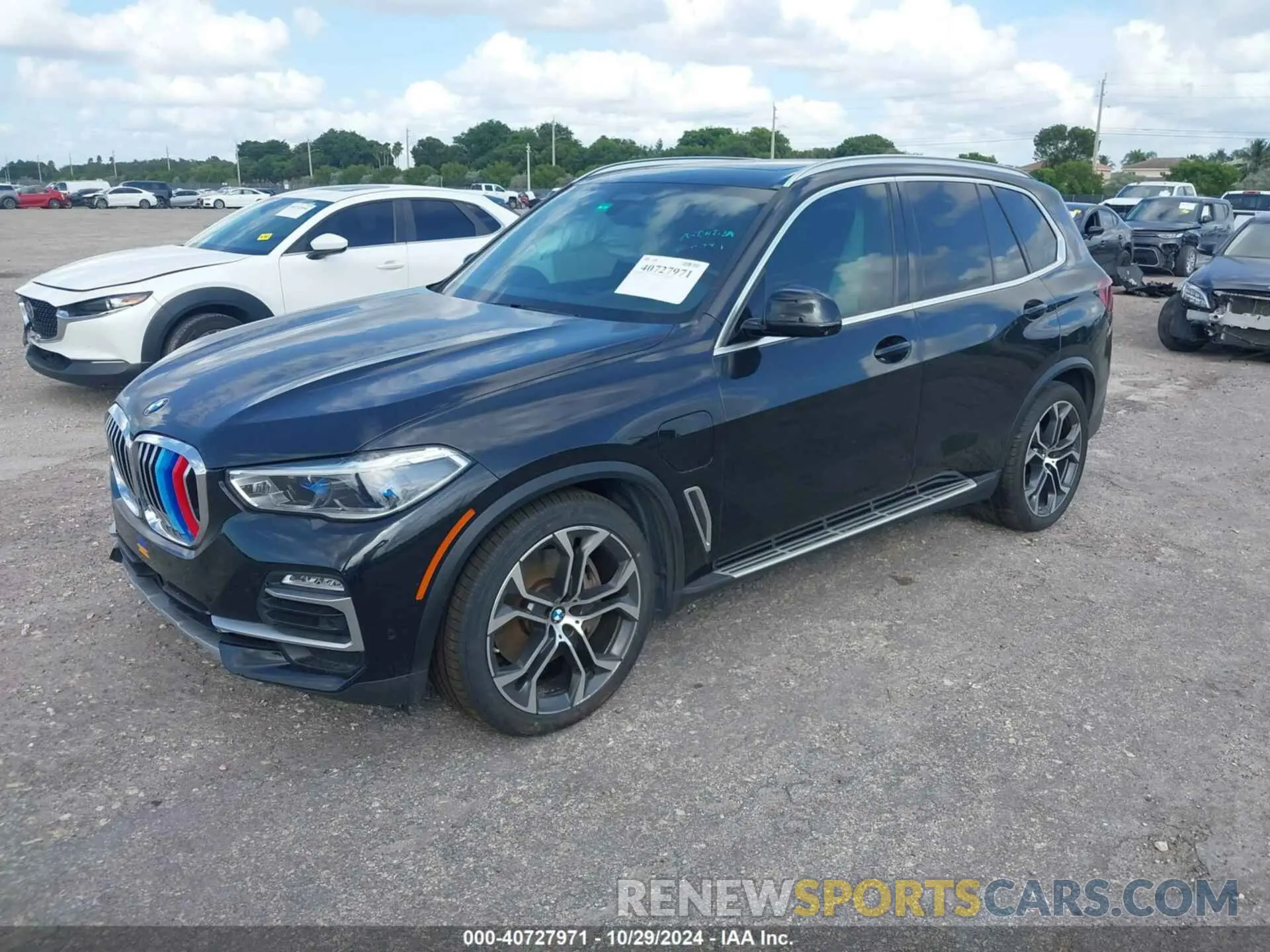 2 Photograph of a damaged car 5UXTA6C07M9F32812 BMW X5 PHEV 2021