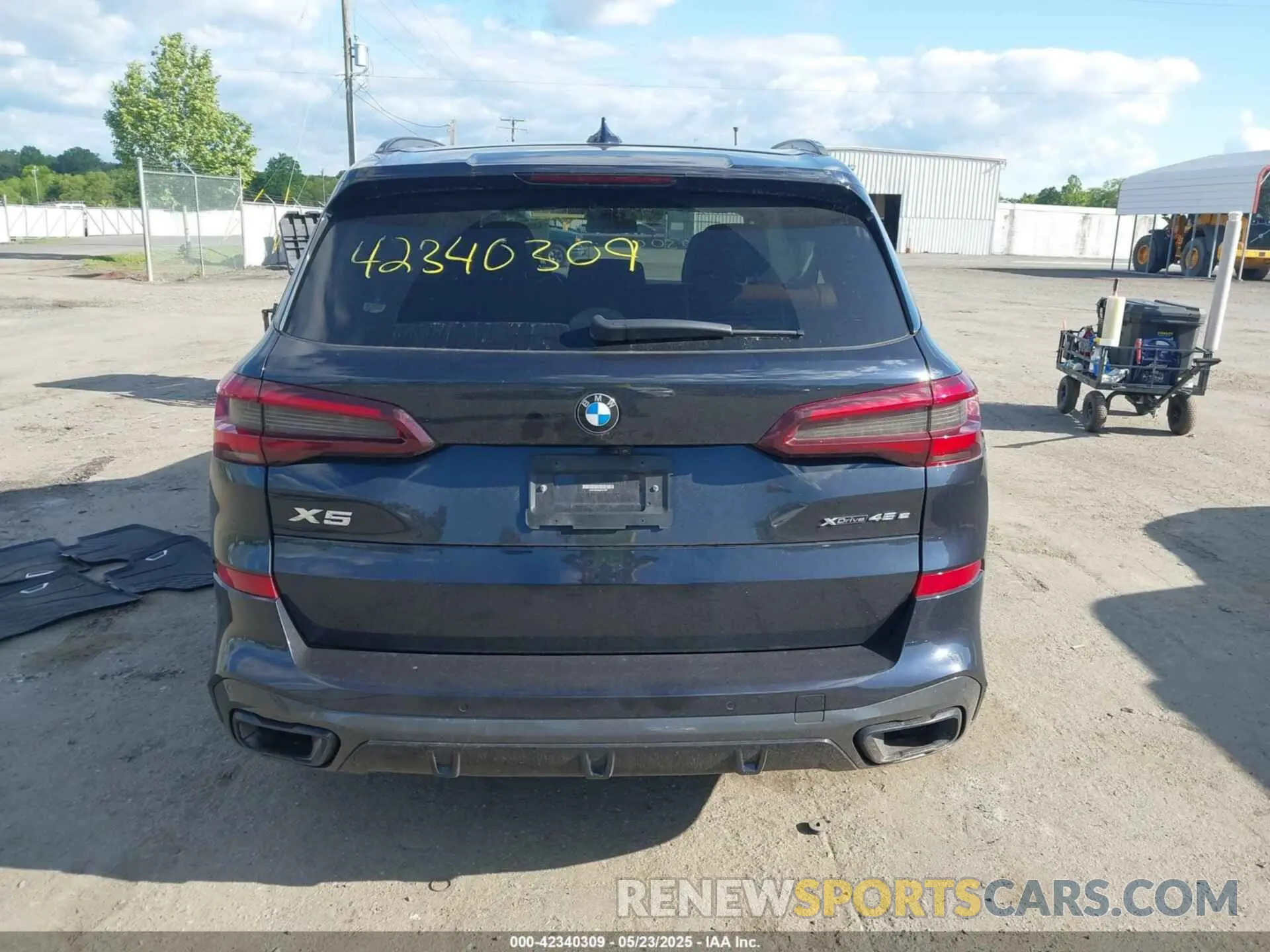 16 Photograph of a damaged car 5UXTA6C09M9F27367 BMW X5 PHEV 2021