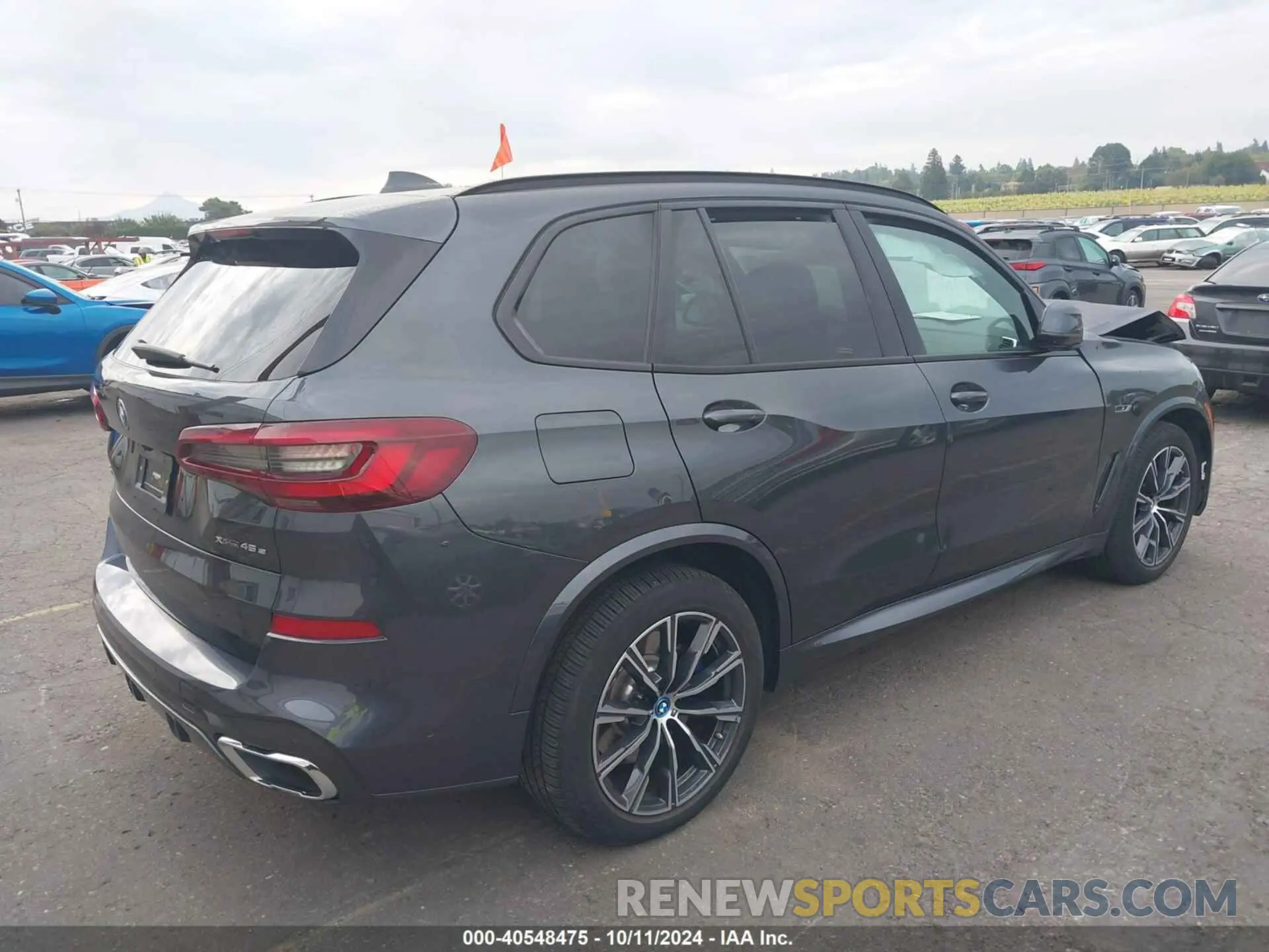 4 Photograph of a damaged car 5UXTA6C00N9J93020 BMW X5 PHEV 2022