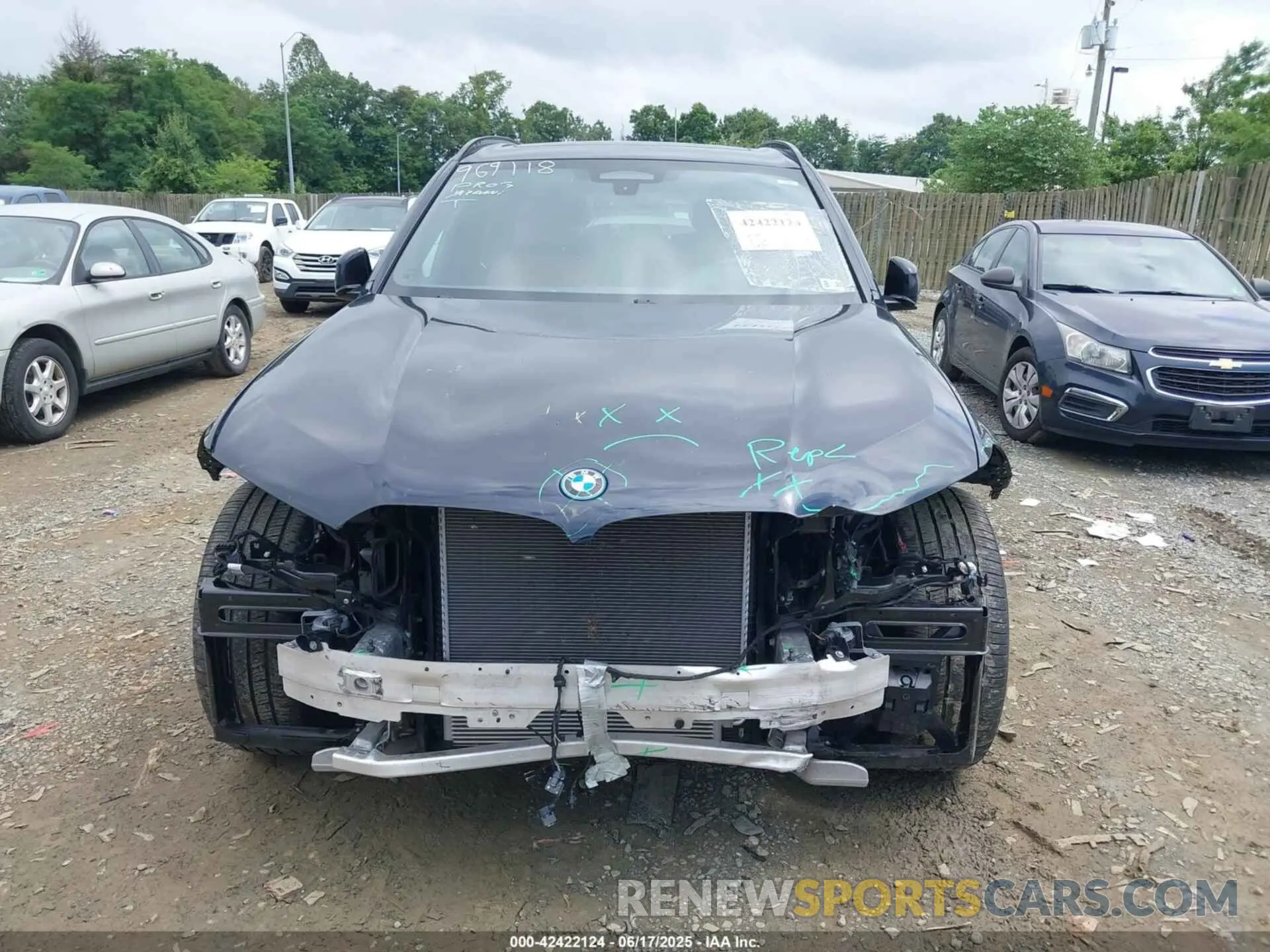 13 Photograph of a damaged car 5UXTA6C01N9J99912 BMW X5 PHEV 2022