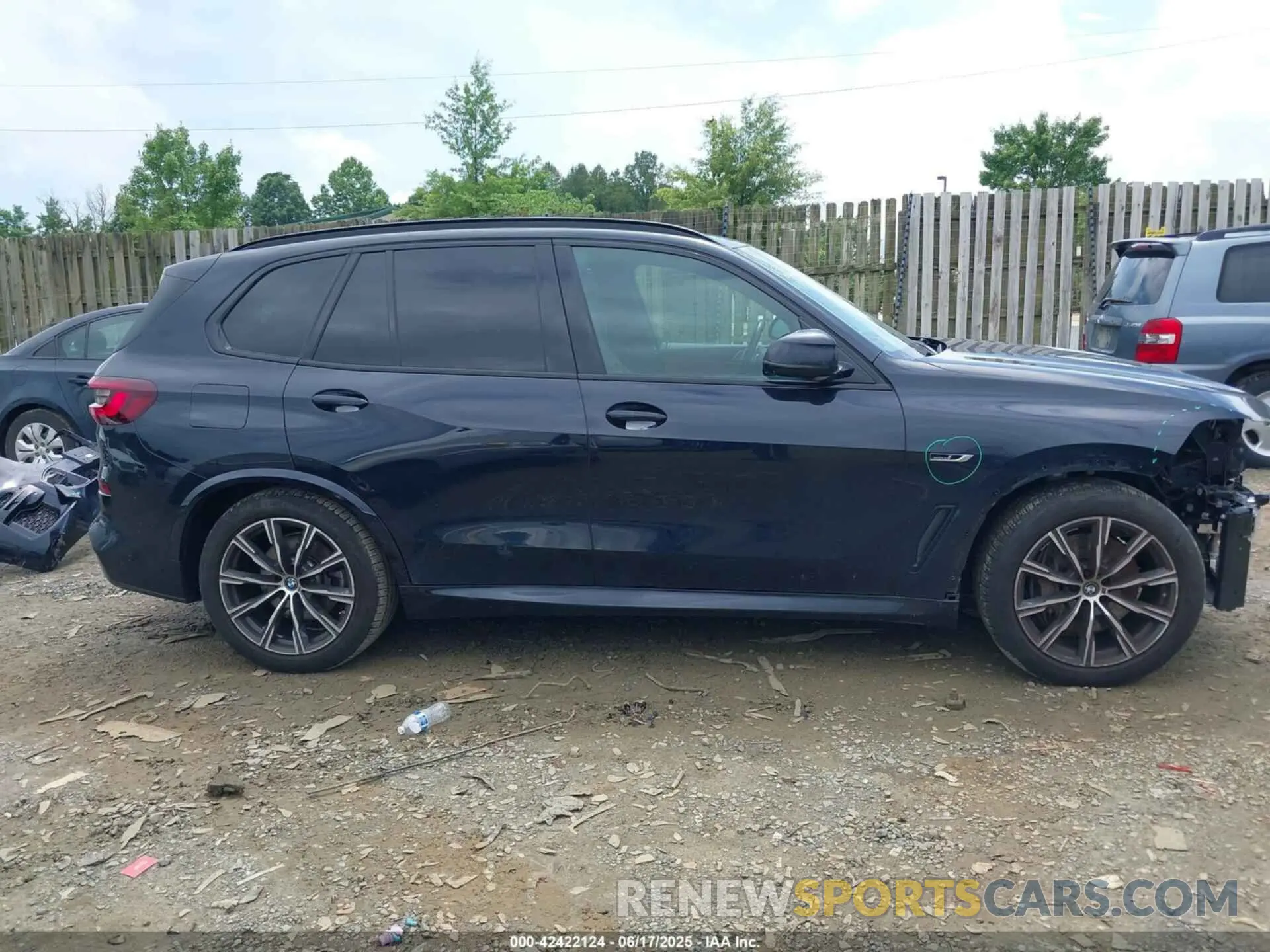 14 Photograph of a damaged car 5UXTA6C01N9J99912 BMW X5 PHEV 2022