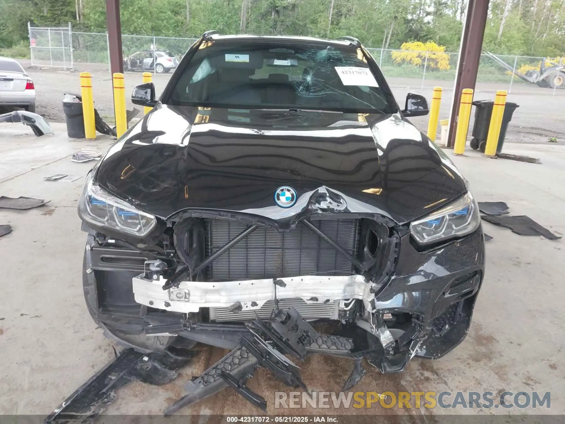 13 Photograph of a damaged car 5UXTA6C02N9L02576 BMW X5 PHEV 2022