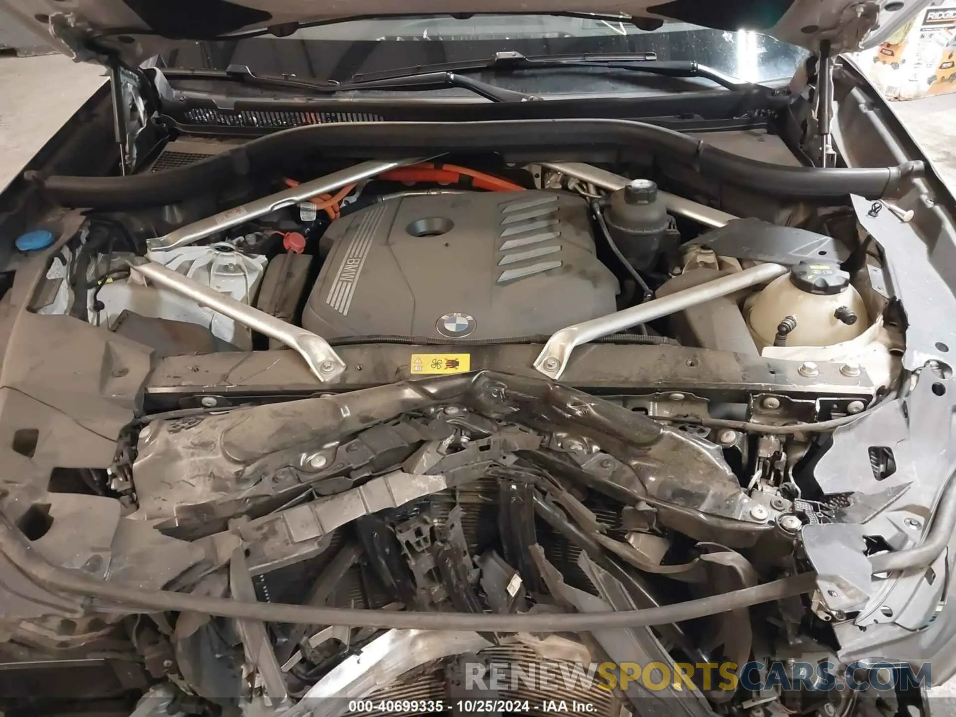 10 Photograph of a damaged car 5UXTA6C02N9L32791 BMW X5 PHEV 2022