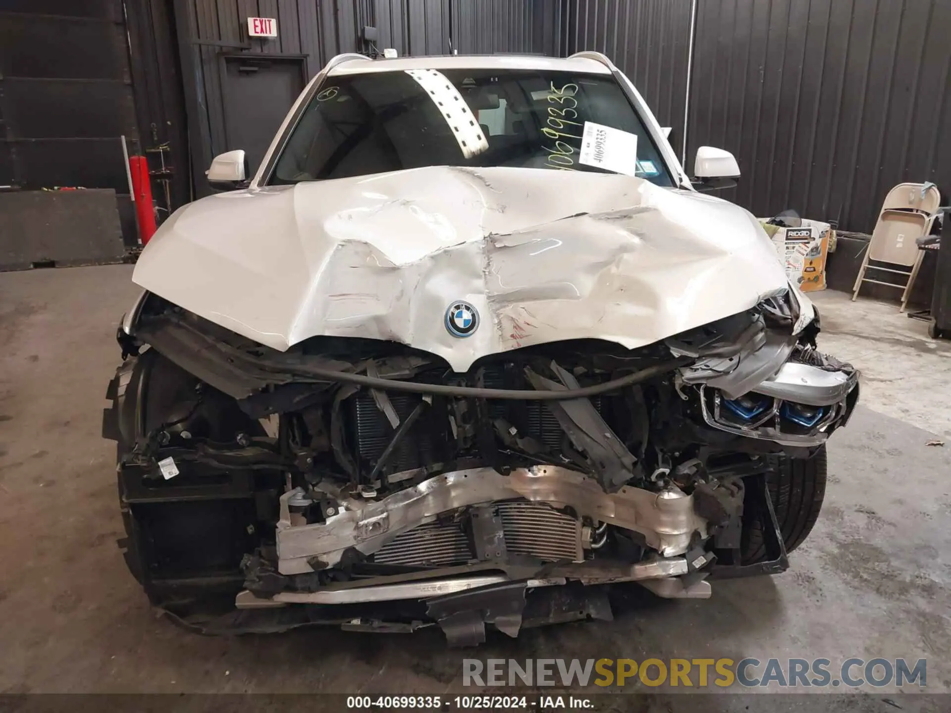 13 Photograph of a damaged car 5UXTA6C02N9L32791 BMW X5 PHEV 2022