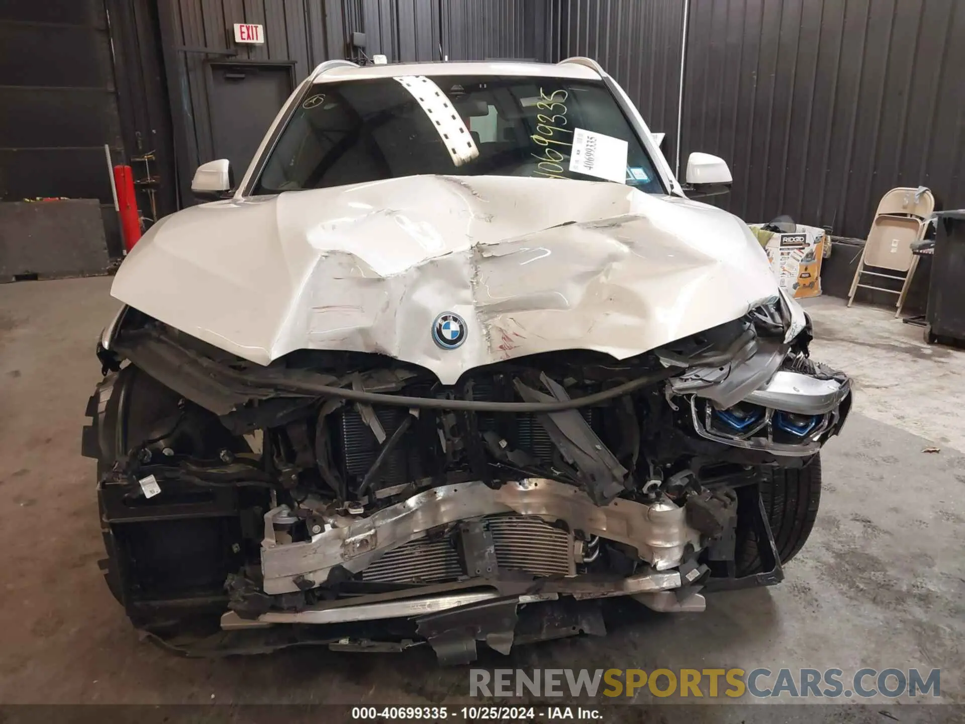 6 Photograph of a damaged car 5UXTA6C02N9L32791 BMW X5 PHEV 2022