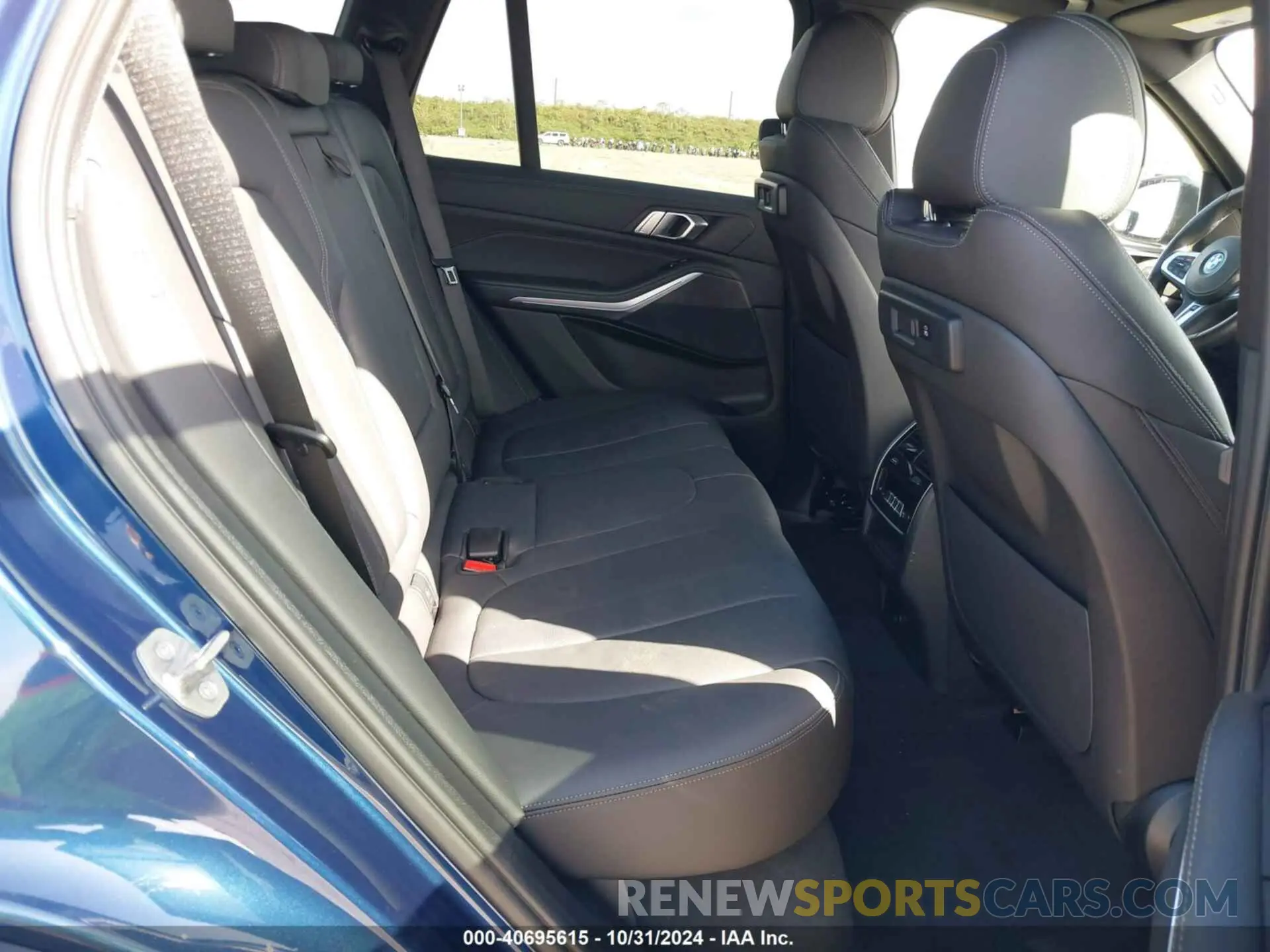 8 Photograph of a damaged car 5UXTA6C03N9L92563 BMW X5 PHEV 2022