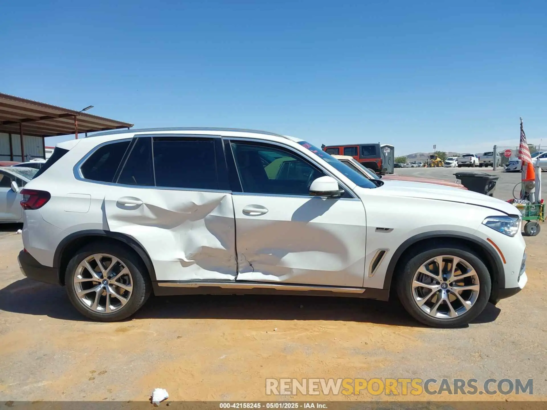 13 Photograph of a damaged car 5UXTA6C06N9L85008 BMW X5 PHEV 2022