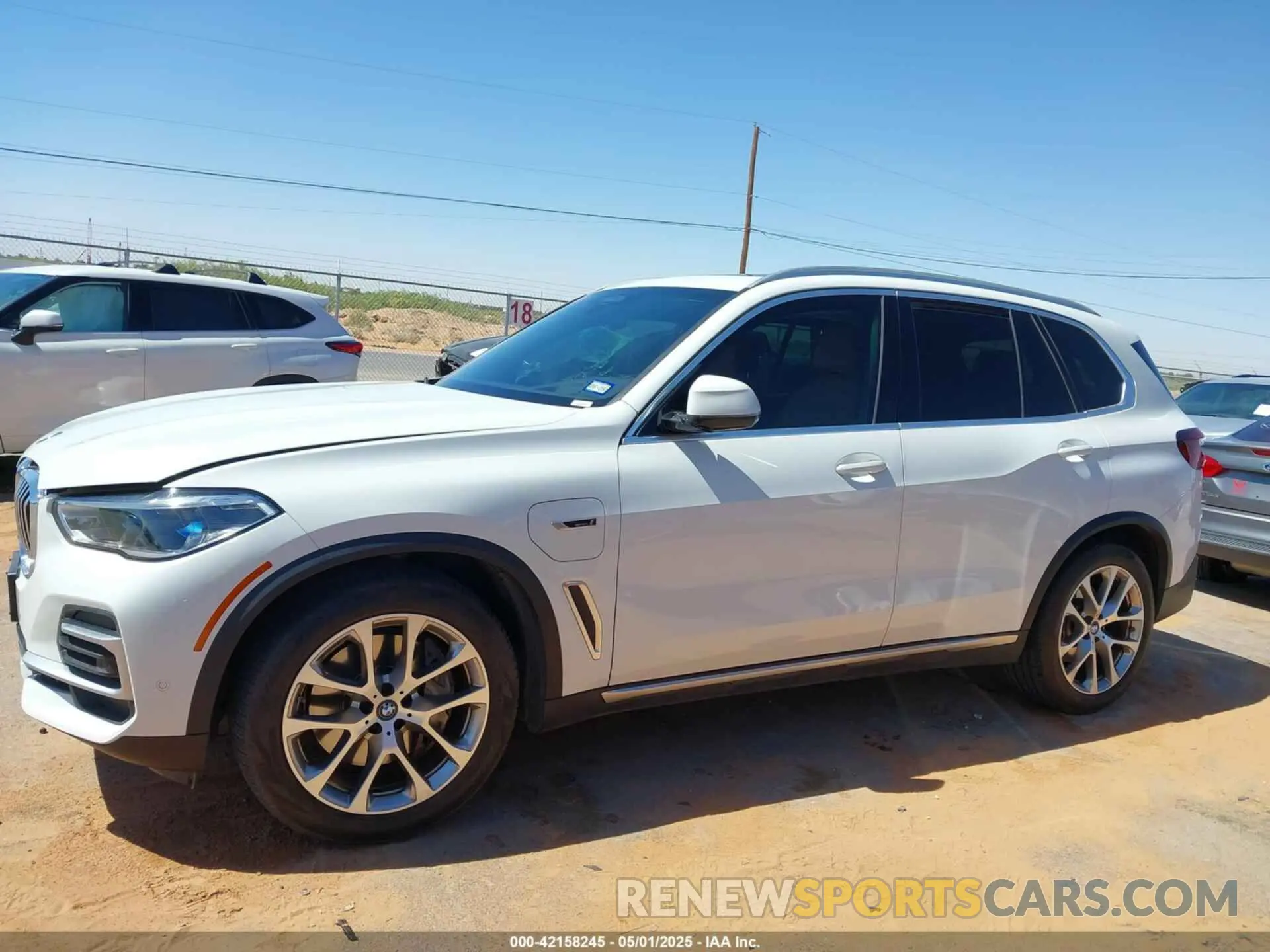 14 Photograph of a damaged car 5UXTA6C06N9L85008 BMW X5 PHEV 2022