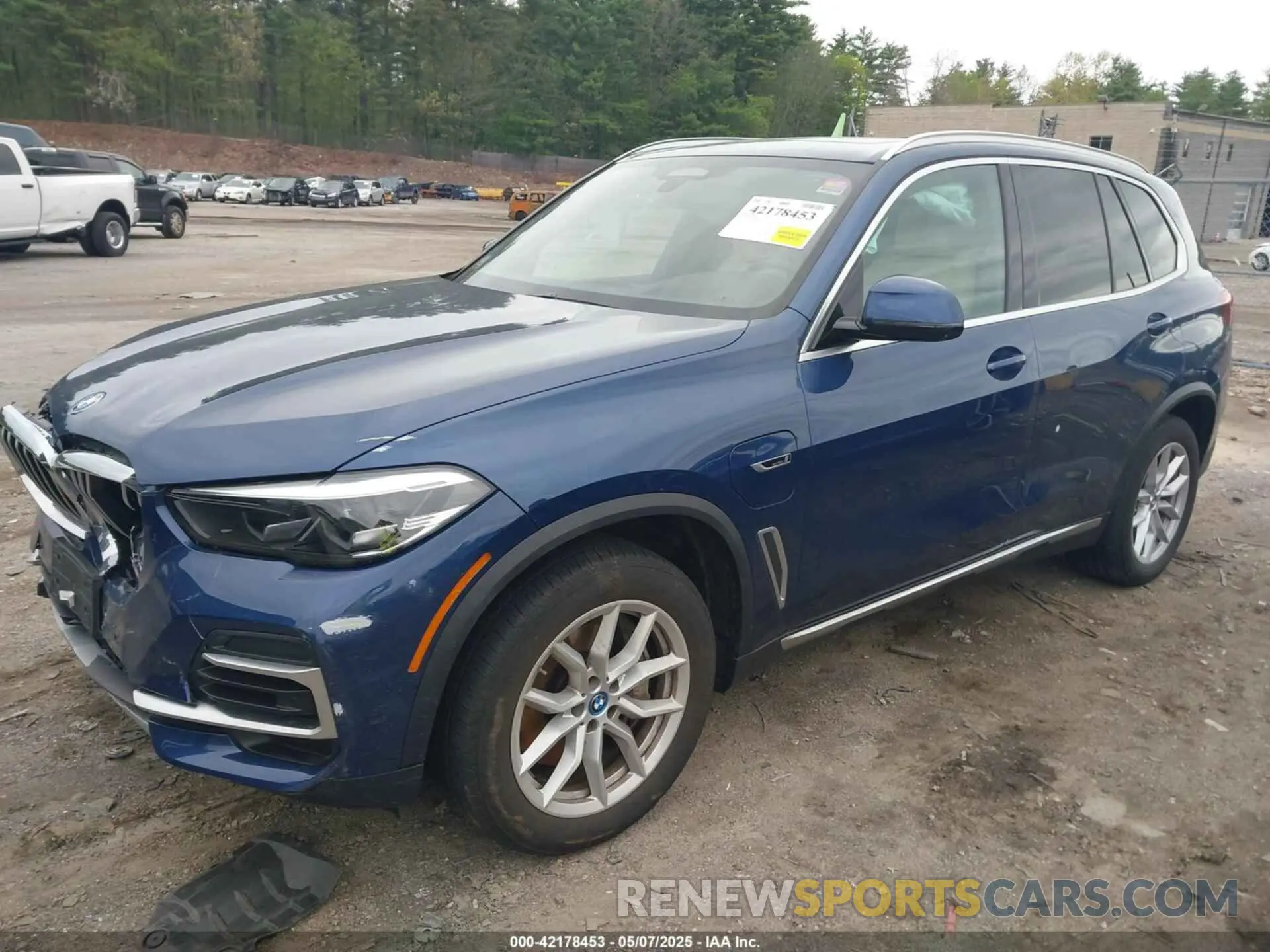 2 Photograph of a damaged car 5UXTA6C06N9M08044 BMW X5 PHEV 2022
