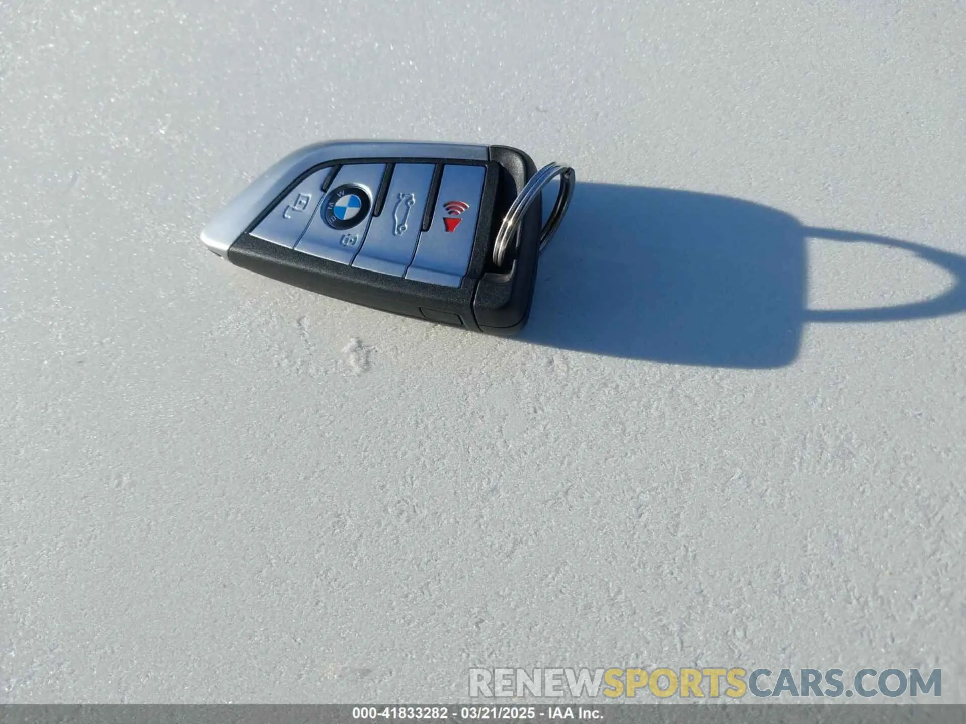 11 Photograph of a damaged car 5UXTA6C01P9R09426 BMW X5 PHEV 2023