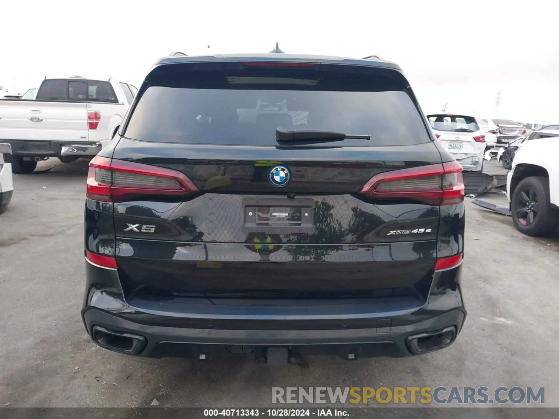 15 Photograph of a damaged car 5UXTA6C02P9P59732 BMW X5 PHEV 2023