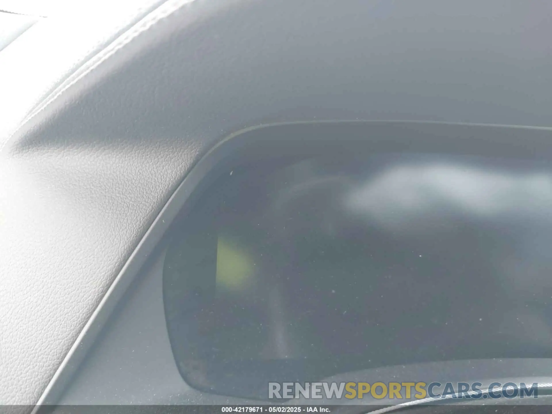 15 Photograph of a damaged car 5UXTA6C05P9P35652 BMW X5 PHEV 2023