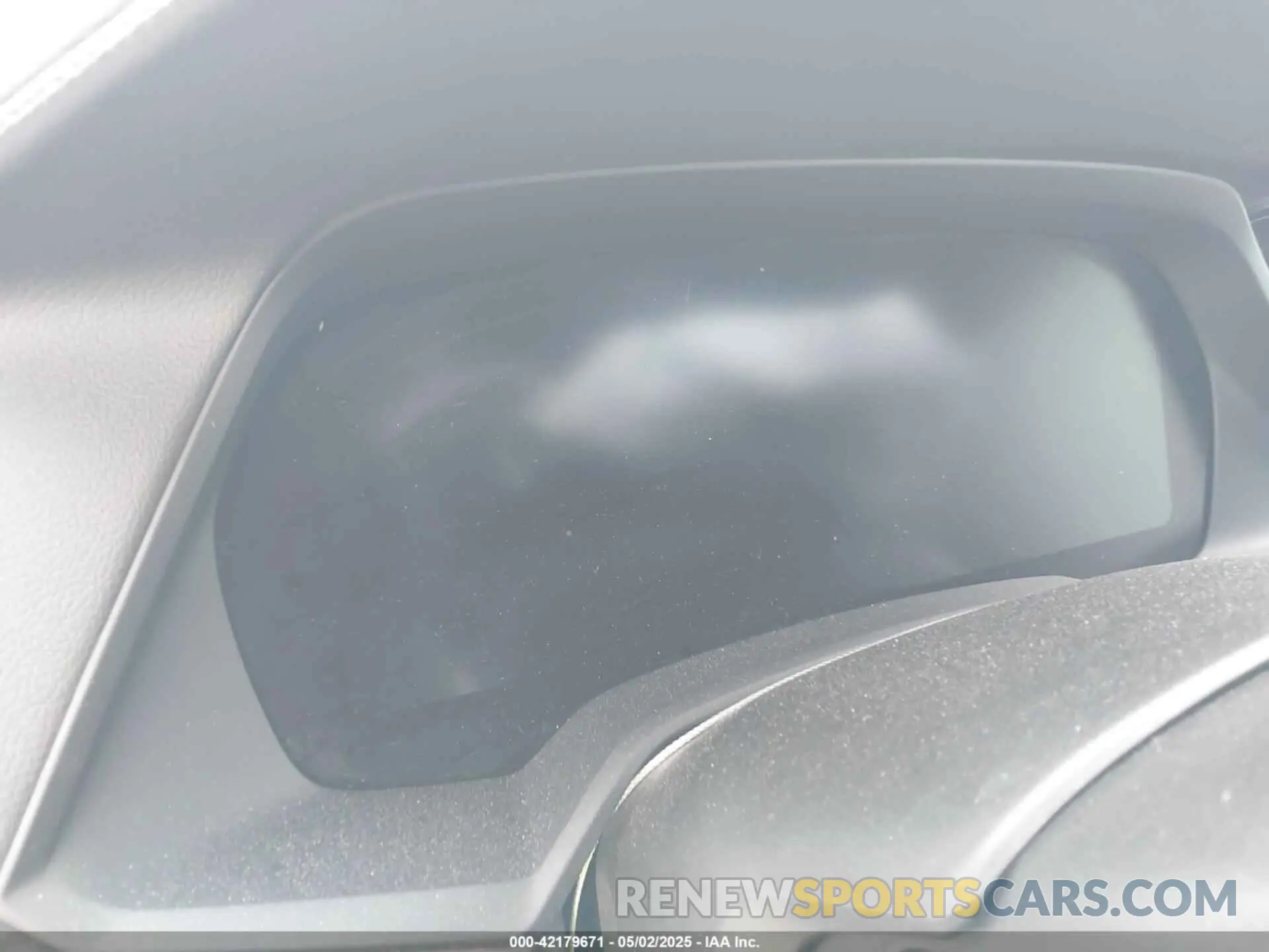 7 Photograph of a damaged car 5UXTA6C05P9P35652 BMW X5 PHEV 2023