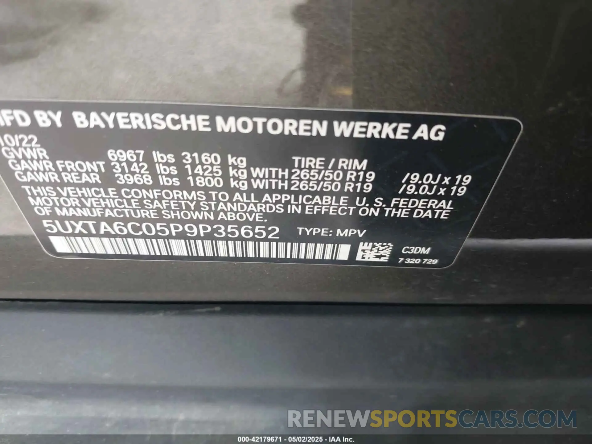 9 Photograph of a damaged car 5UXTA6C05P9P35652 BMW X5 PHEV 2023