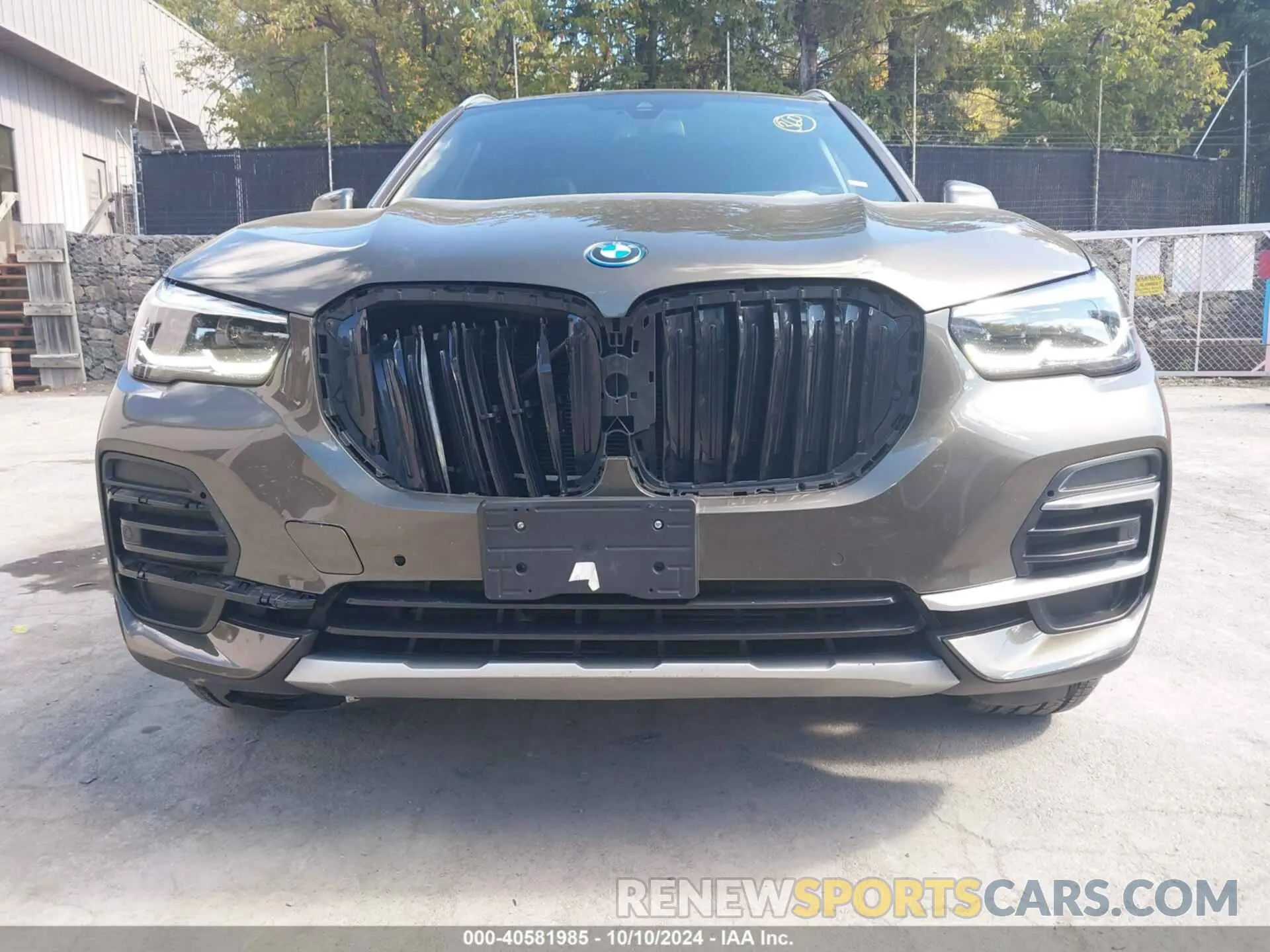 6 Photograph of a damaged car 5UXTA6C07P9P07464 BMW X5 PHEV 2023