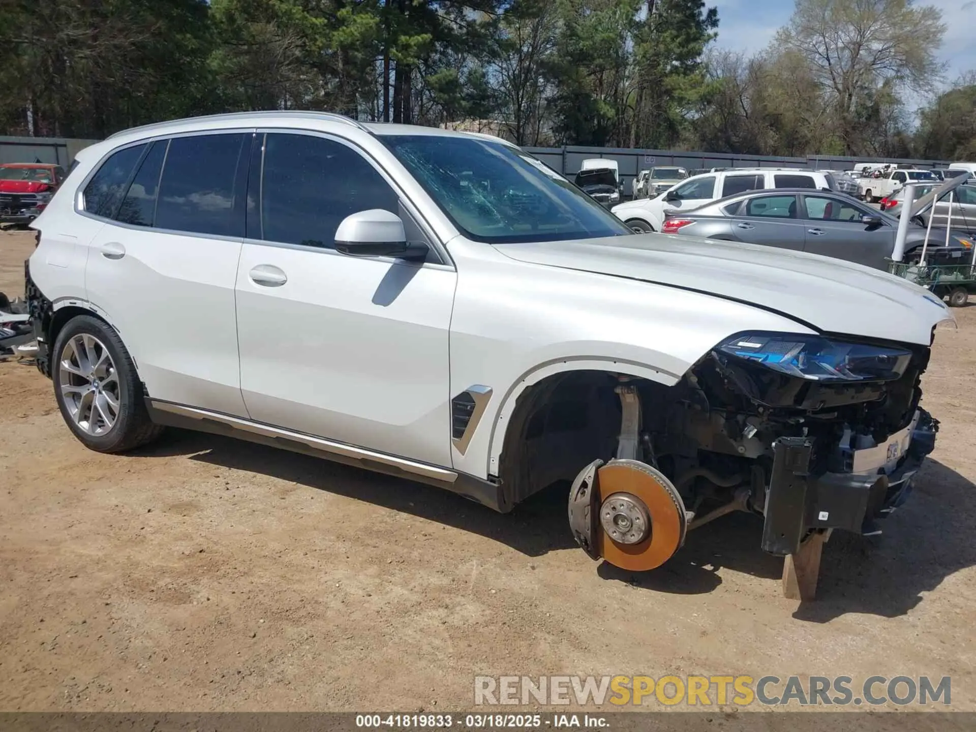 1 Photograph of a damaged car 5UX43EU05R9T41661 BMW X5 PHEV 2024