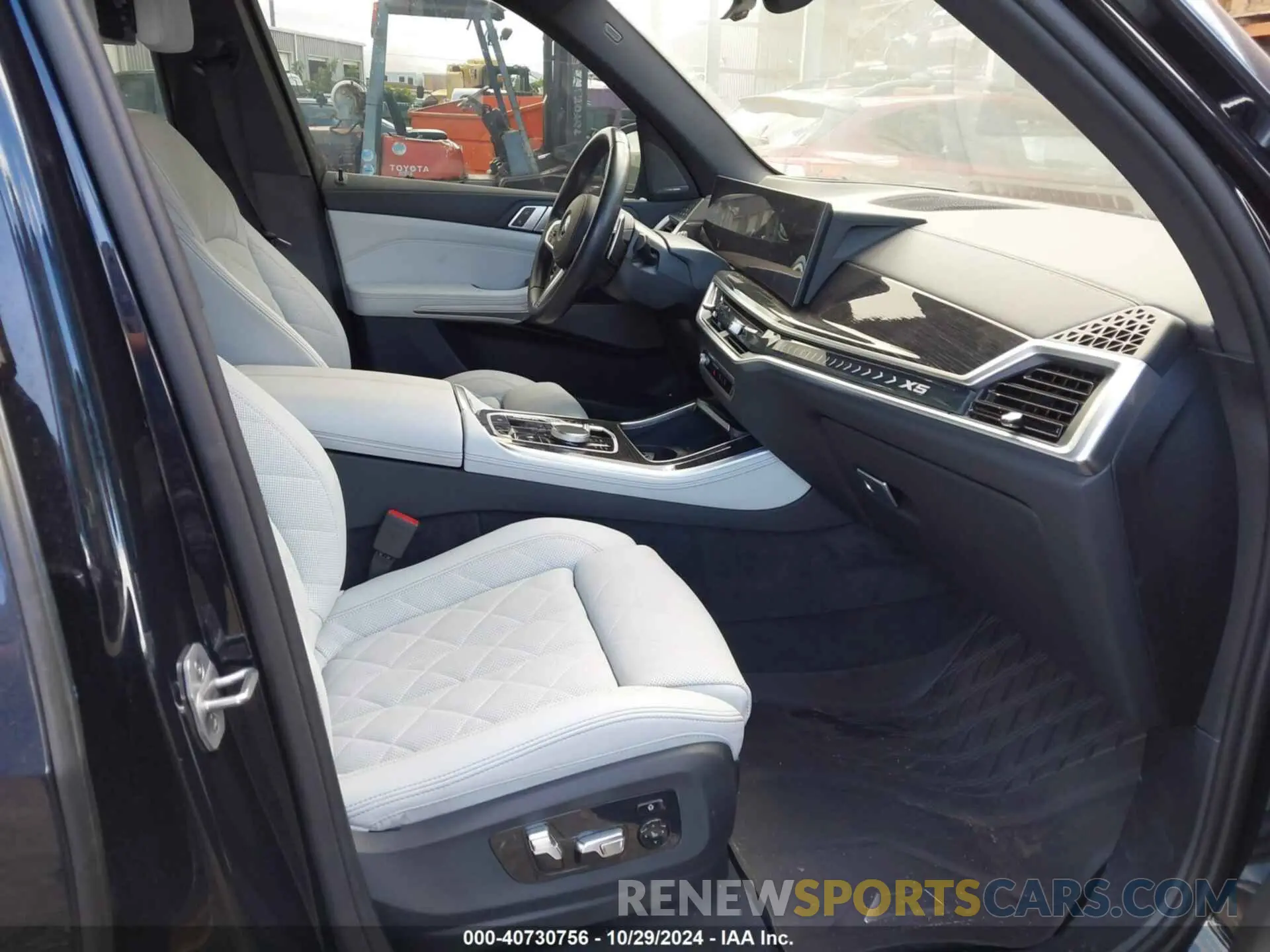 5 Photograph of a damaged car 5UX43EU07R9U37078 BMW X5 PHEV 2024
