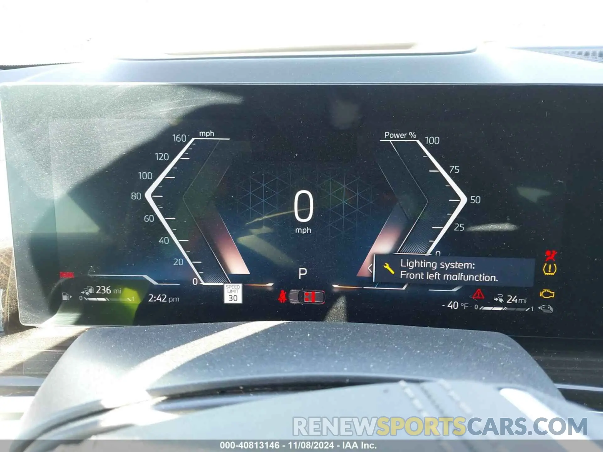 7 Photograph of a damaged car 5UX43EU08R9T33098 BMW X5 PHEV 2024