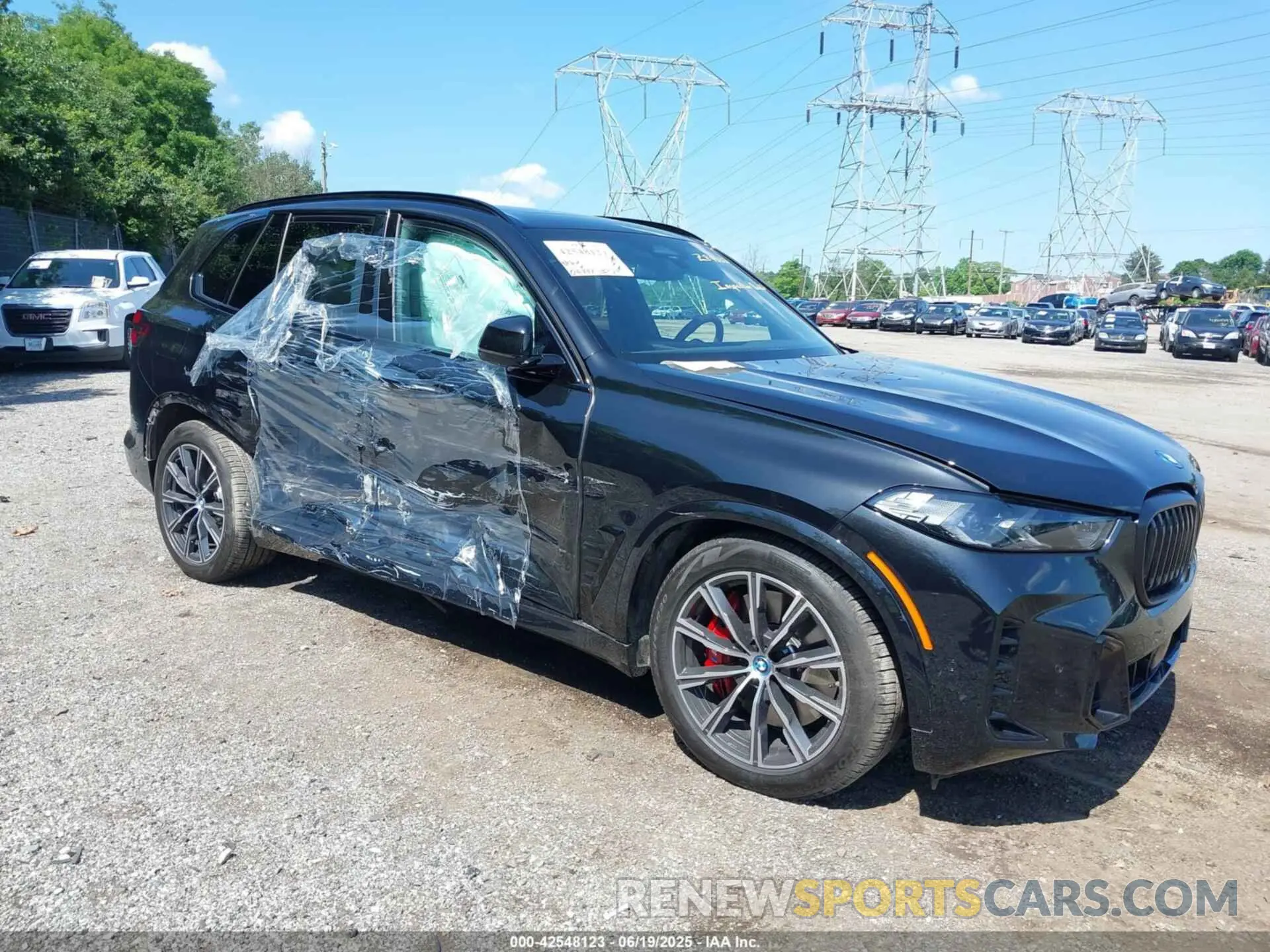 1 Photograph of a damaged car 5UX43EU01S9Z84532 BMW X5 PHEV 2025