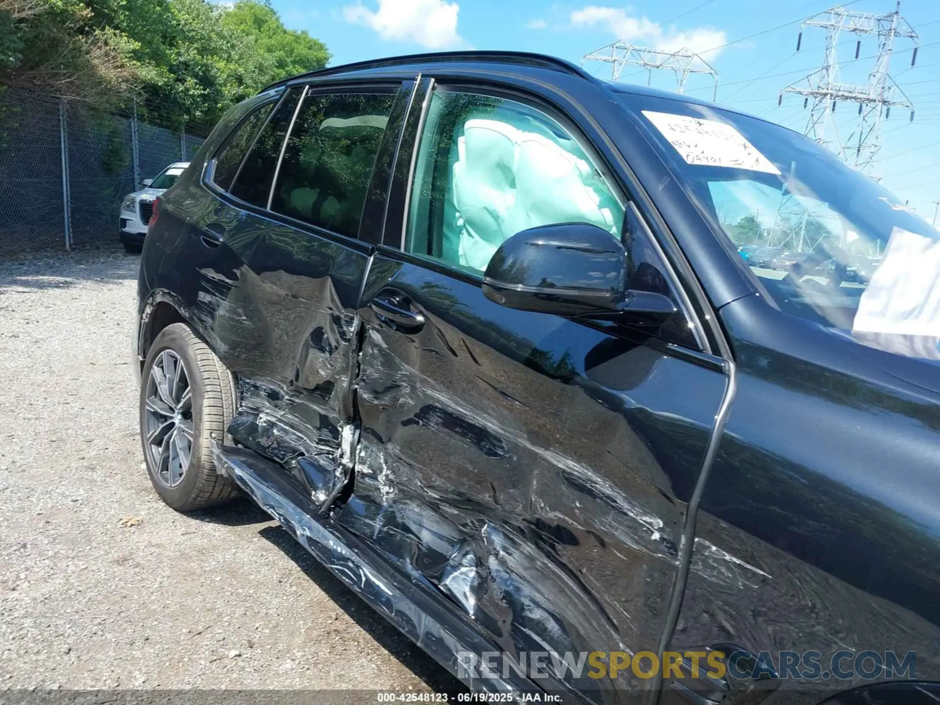 6 Photograph of a damaged car 5UX43EU01S9Z84532 BMW X5 PHEV 2025
