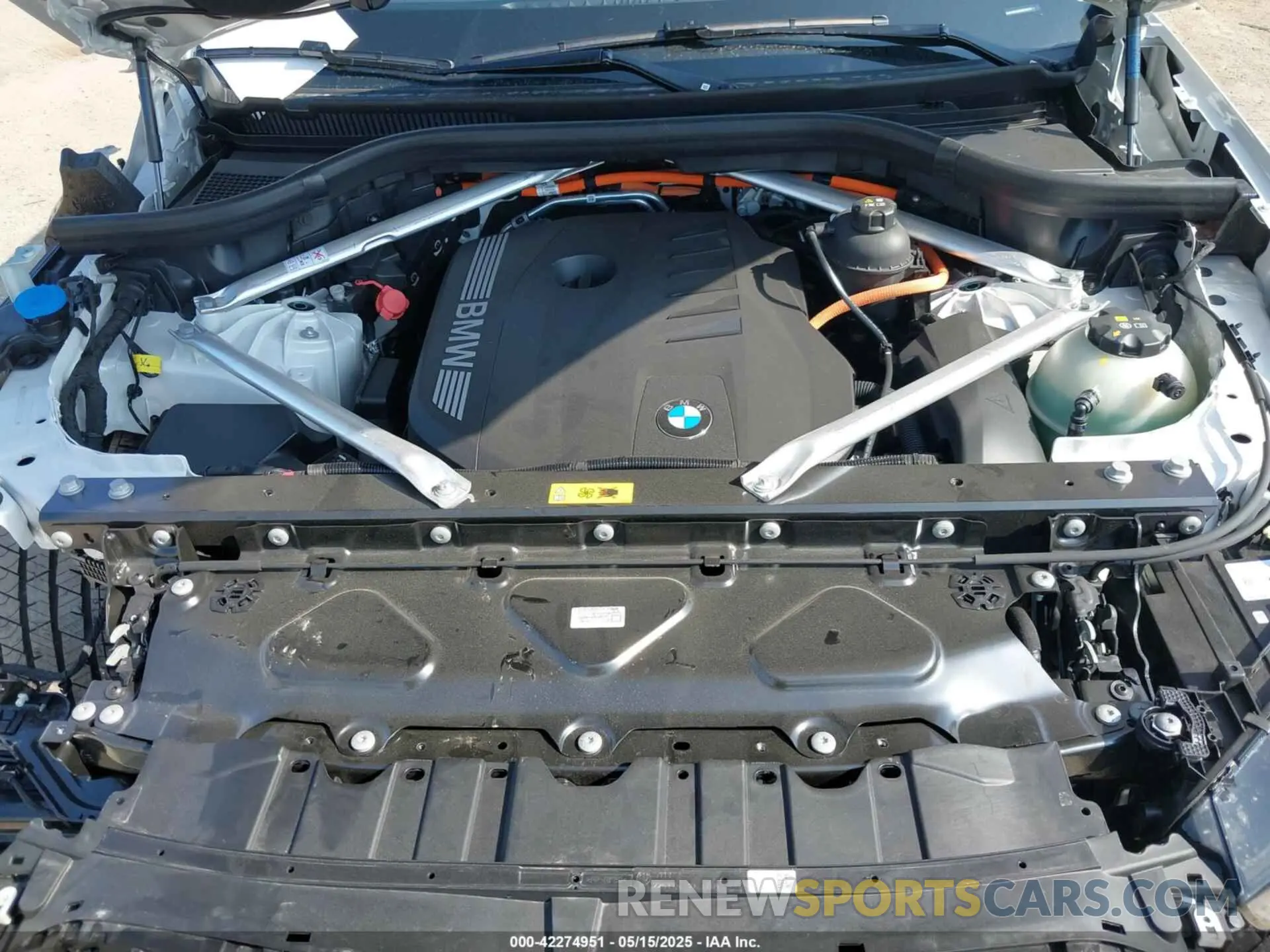10 Photograph of a damaged car 5UX43EU03S9Z90610 BMW X5 PHEV 2025
