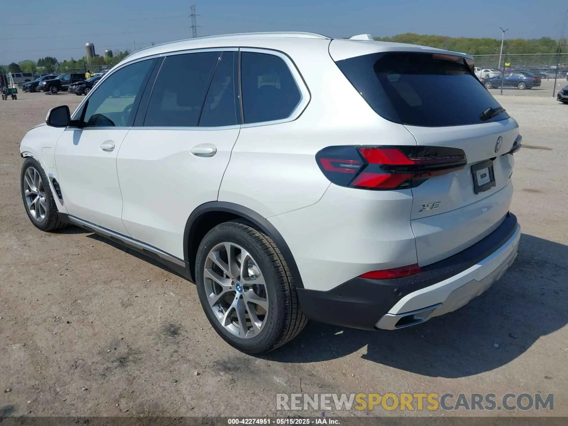 3 Photograph of a damaged car 5UX43EU03S9Z90610 BMW X5 PHEV 2025