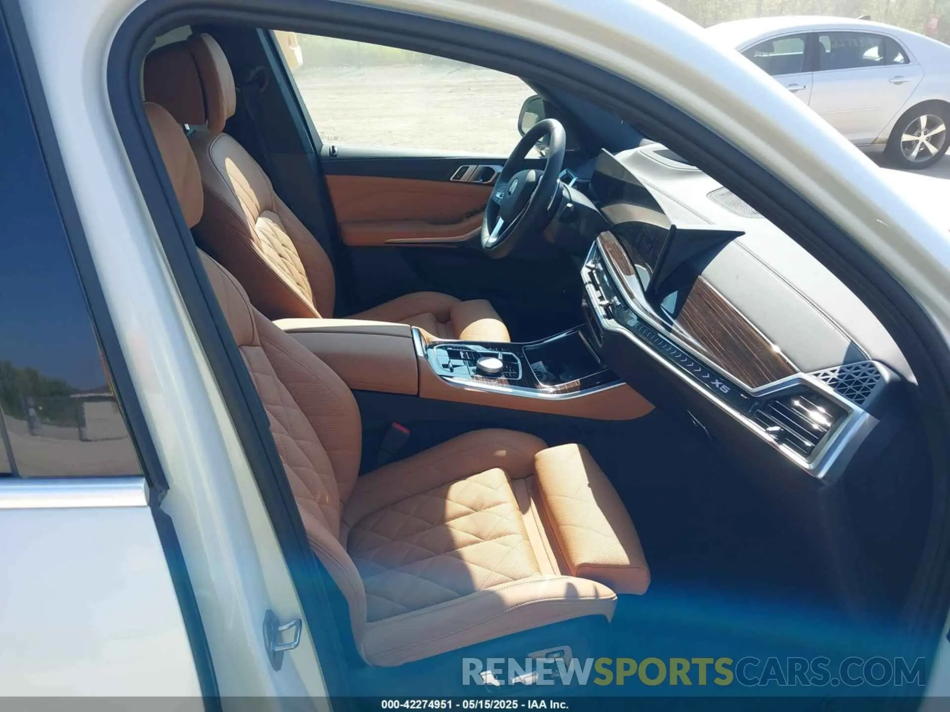 5 Photograph of a damaged car 5UX43EU03S9Z90610 BMW X5 PHEV 2025