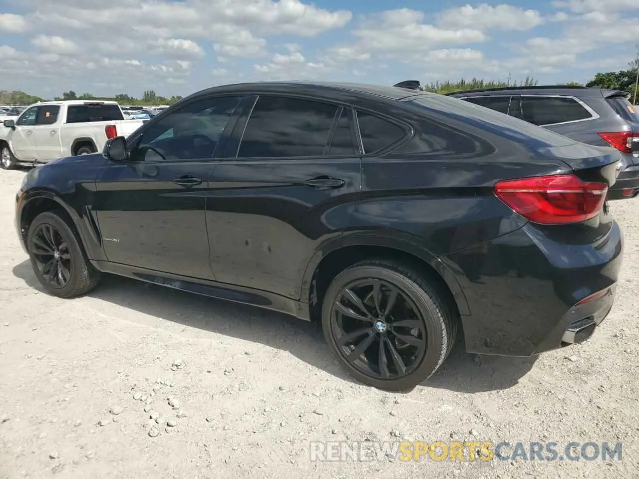 2 Photograph of a damaged car 5UXKU0C5XK0G92972 BMW X6 2019