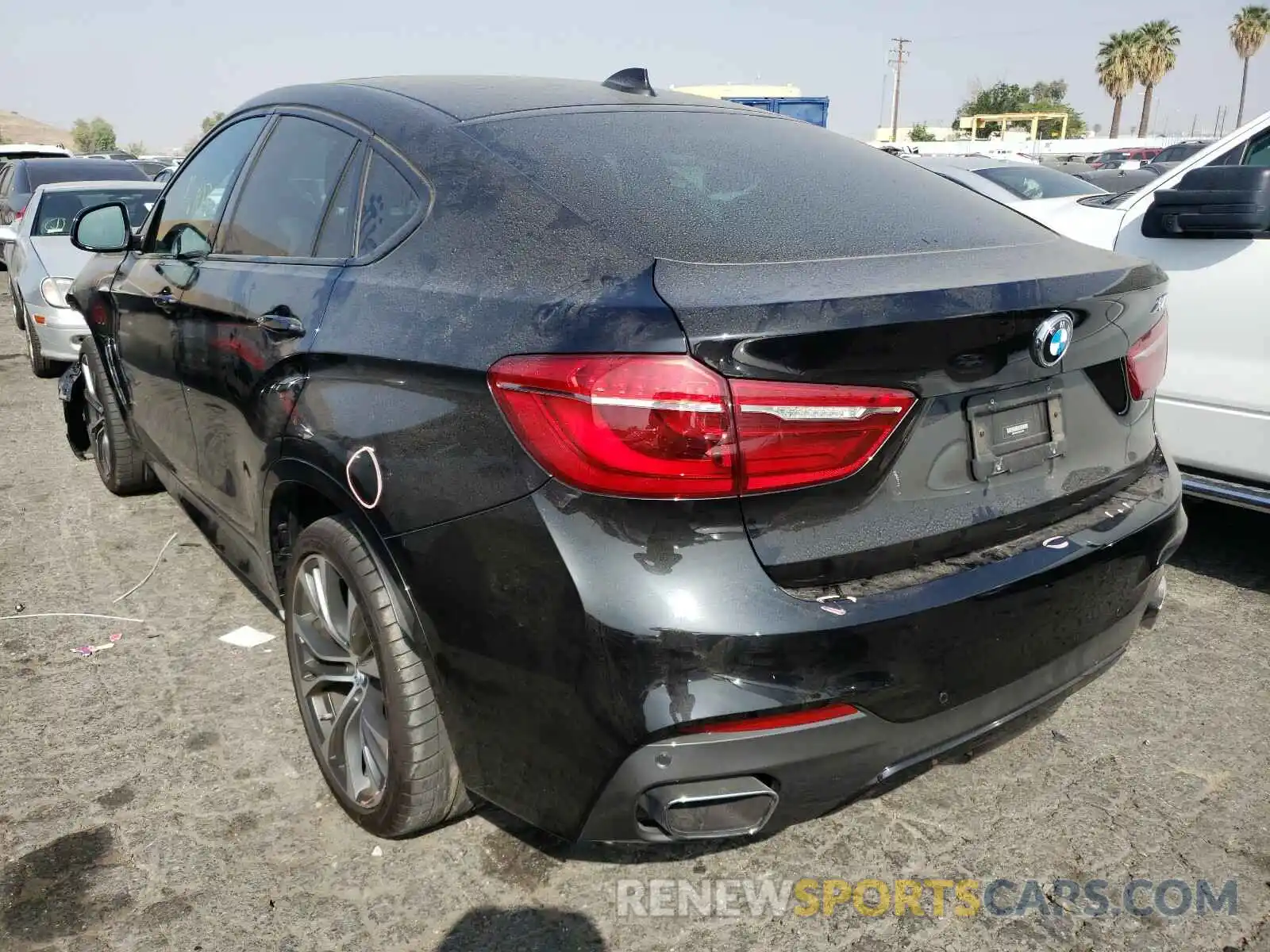 3 Photograph of a damaged car 5UXKU2C51K0Z64396 BMW X6 2019