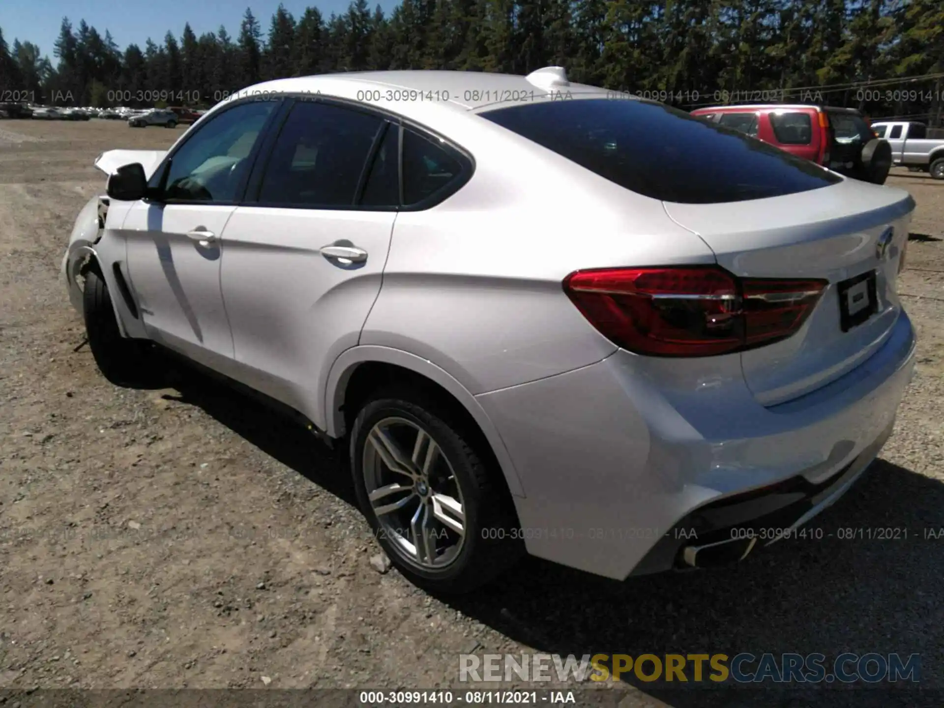 3 Photograph of a damaged car 5UXKU2C55K0Z63624 BMW X6 2019