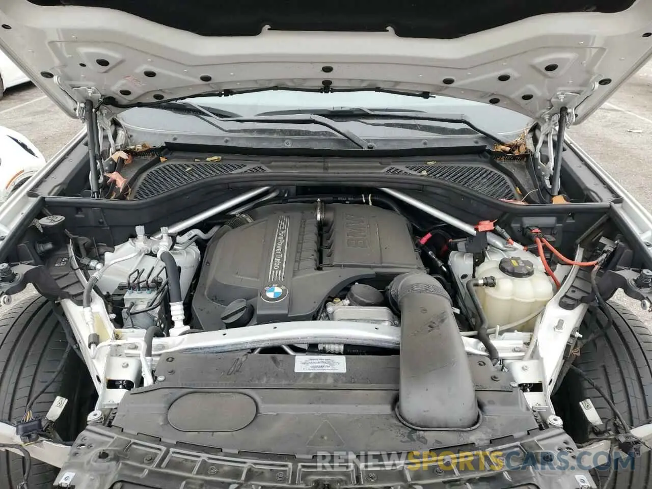 13 Photograph of a damaged car 5UXKU2C55K0Z64580 BMW X6 2019